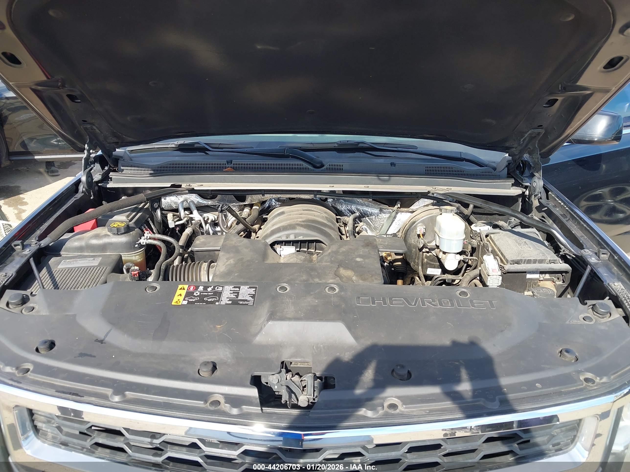 CHEVROLET TAHOE image 10