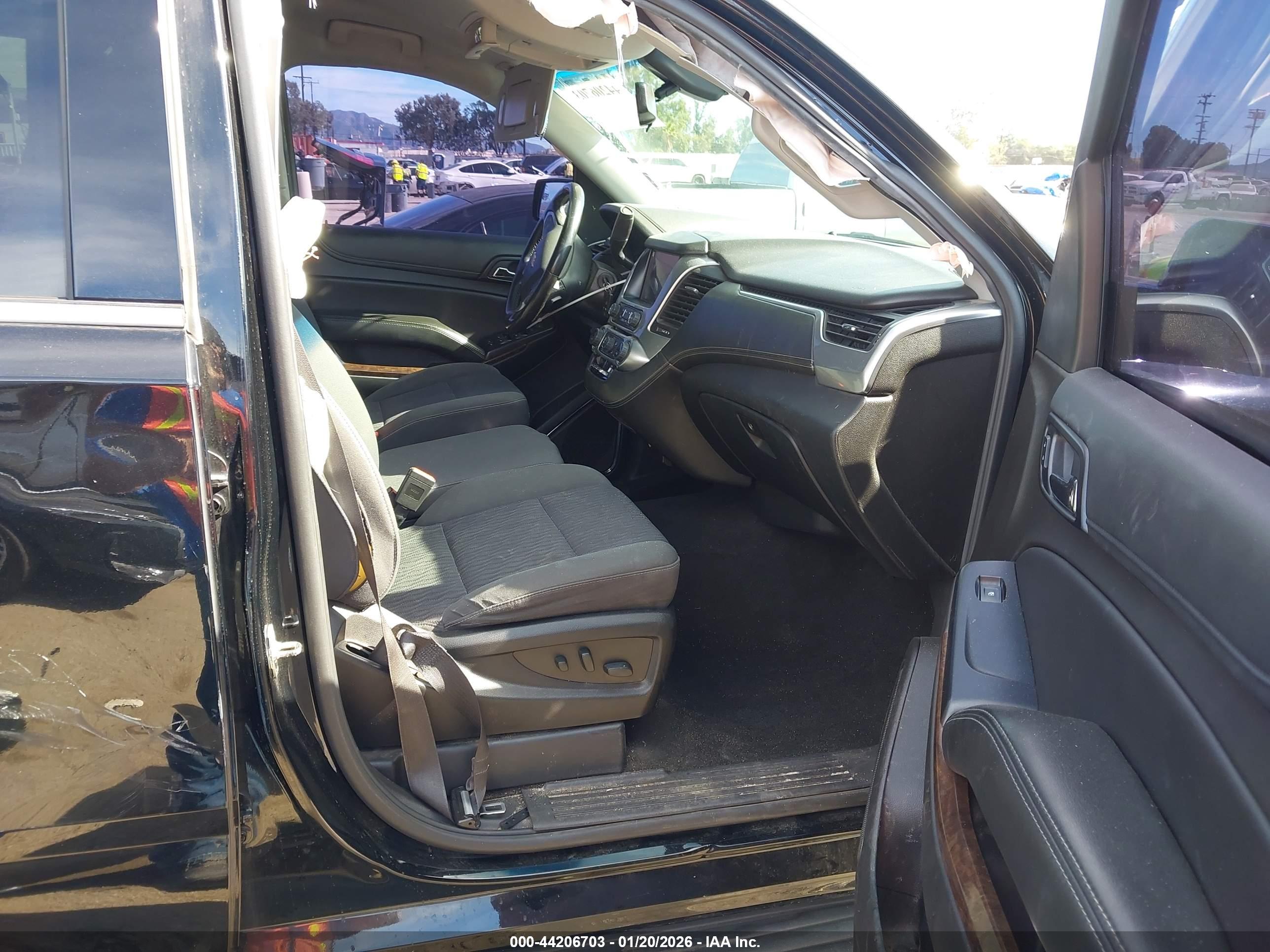 CHEVROLET TAHOE image 5