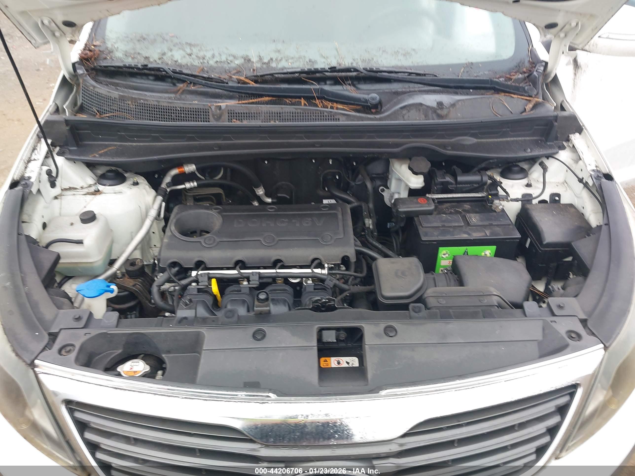 KIA SPORTAGE image 10