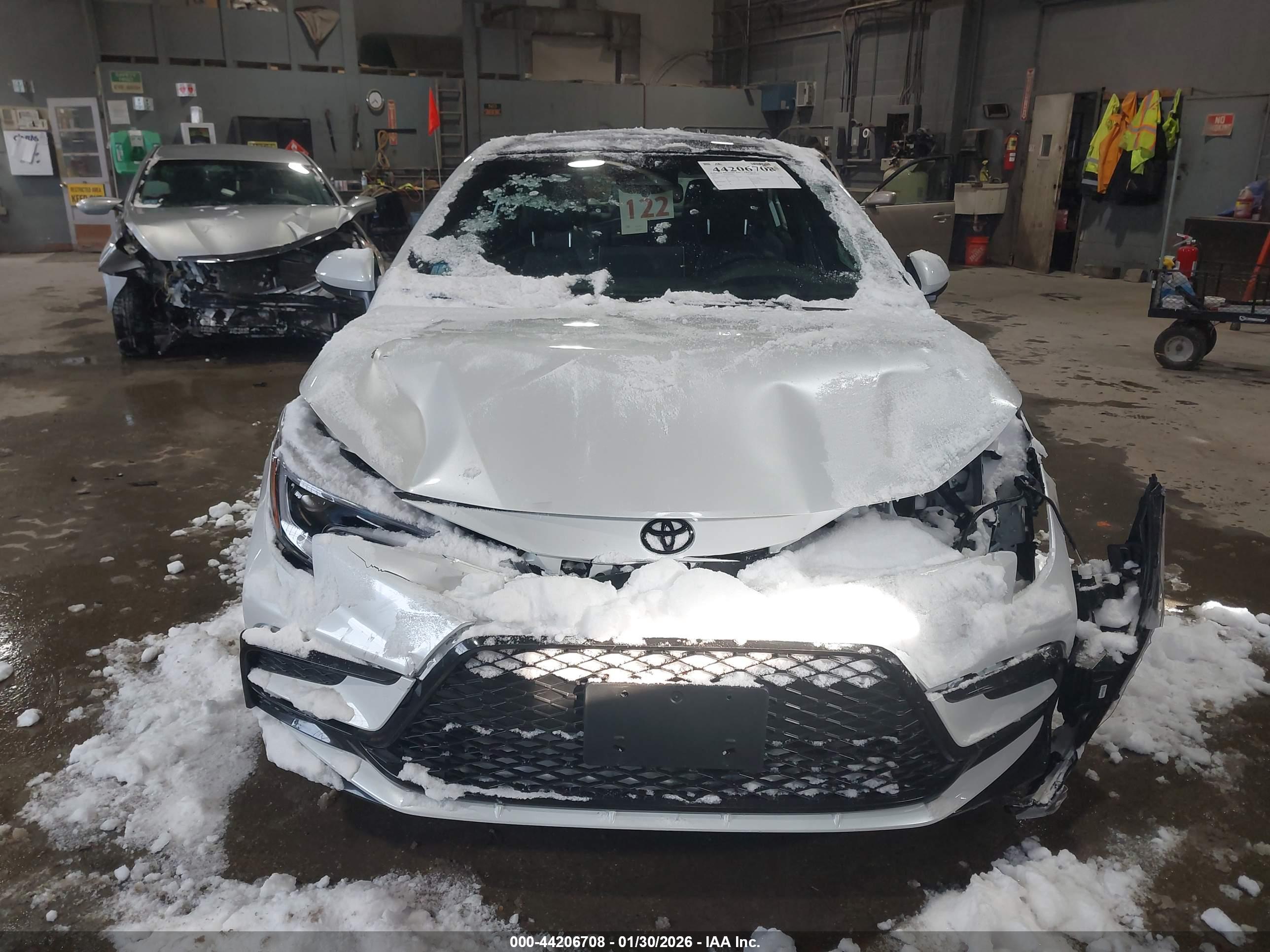 TOYOTA COROLLA image 6
