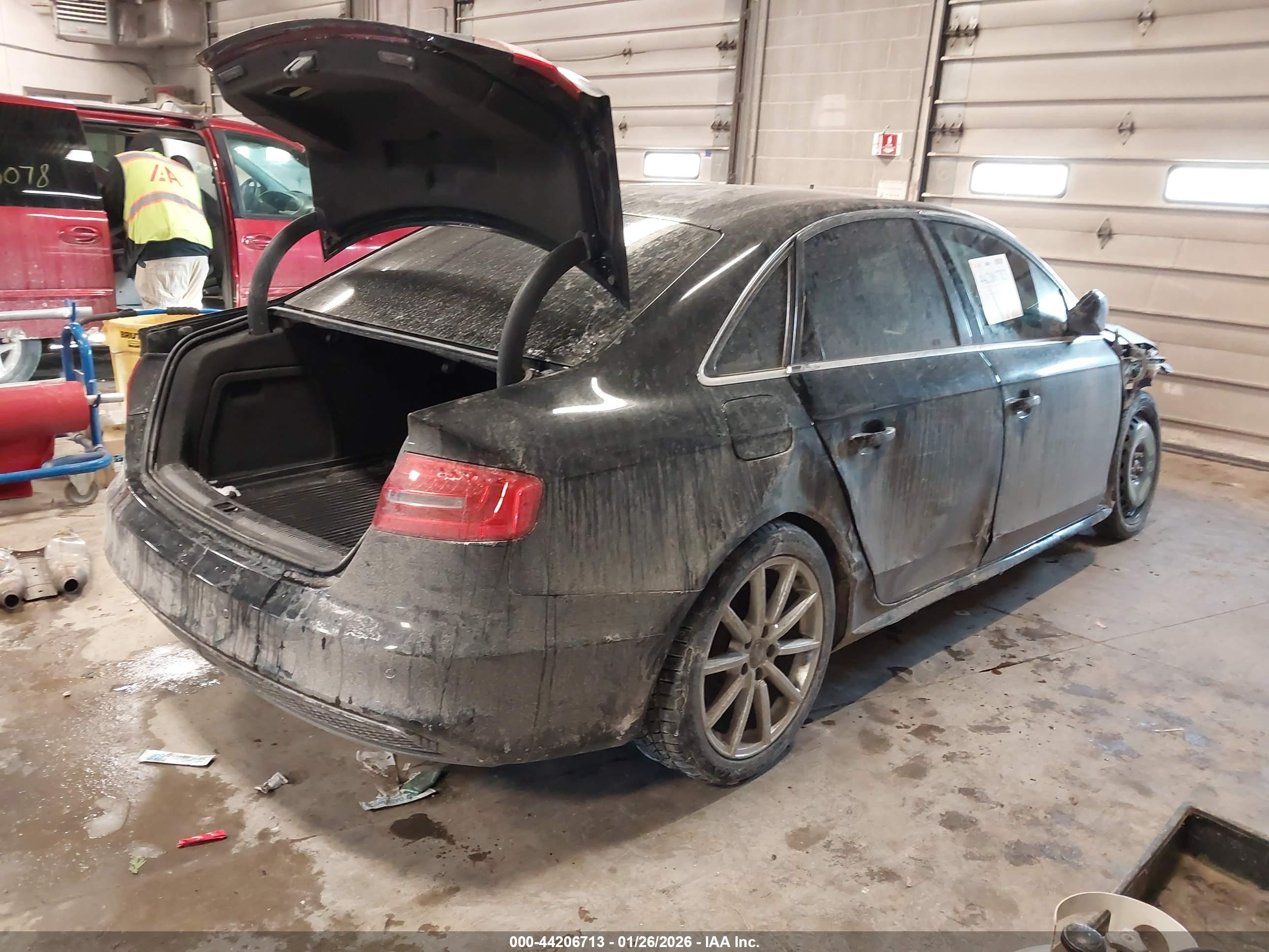 AUDI A4 image 4