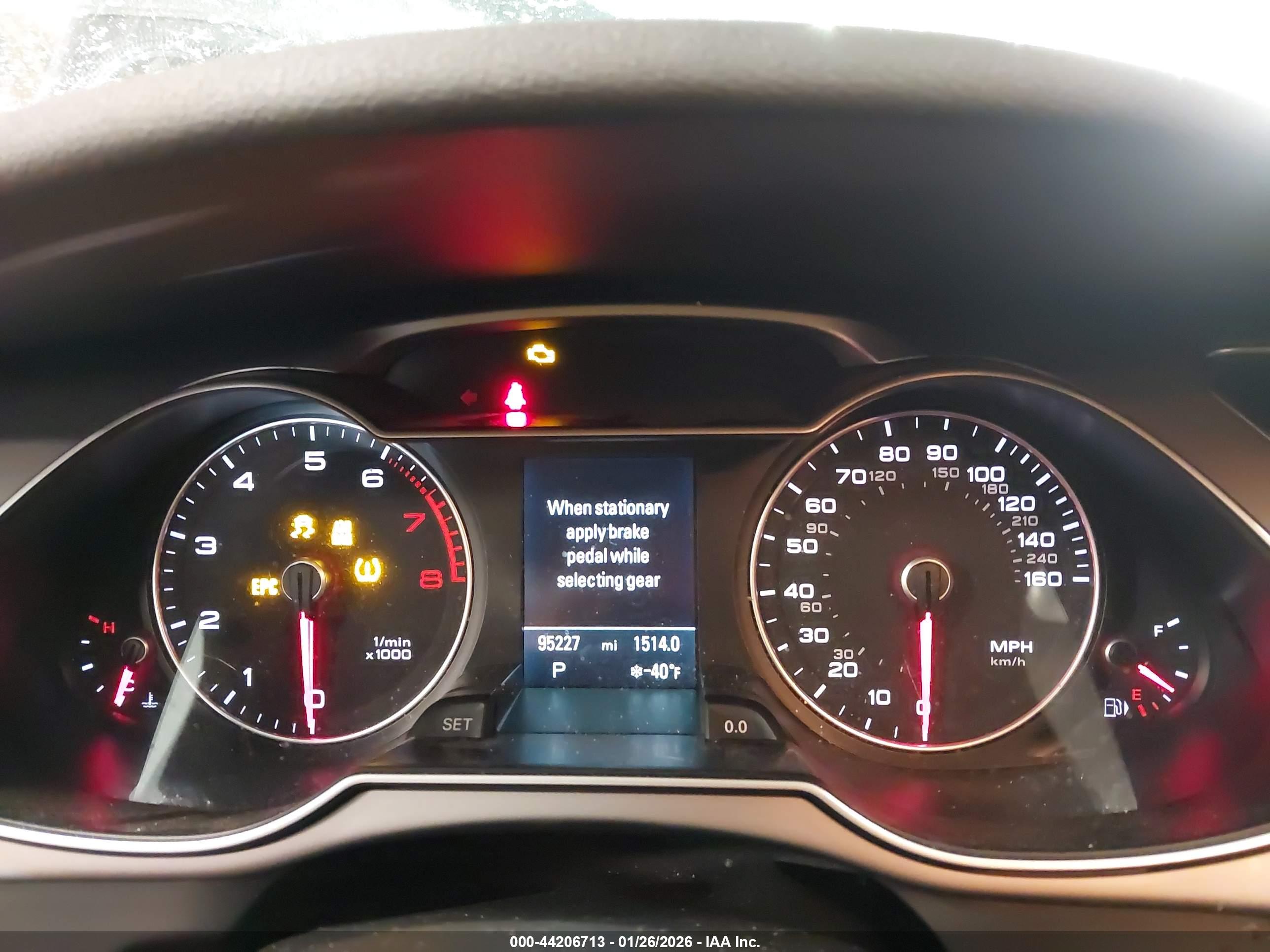 AUDI A4 image 7