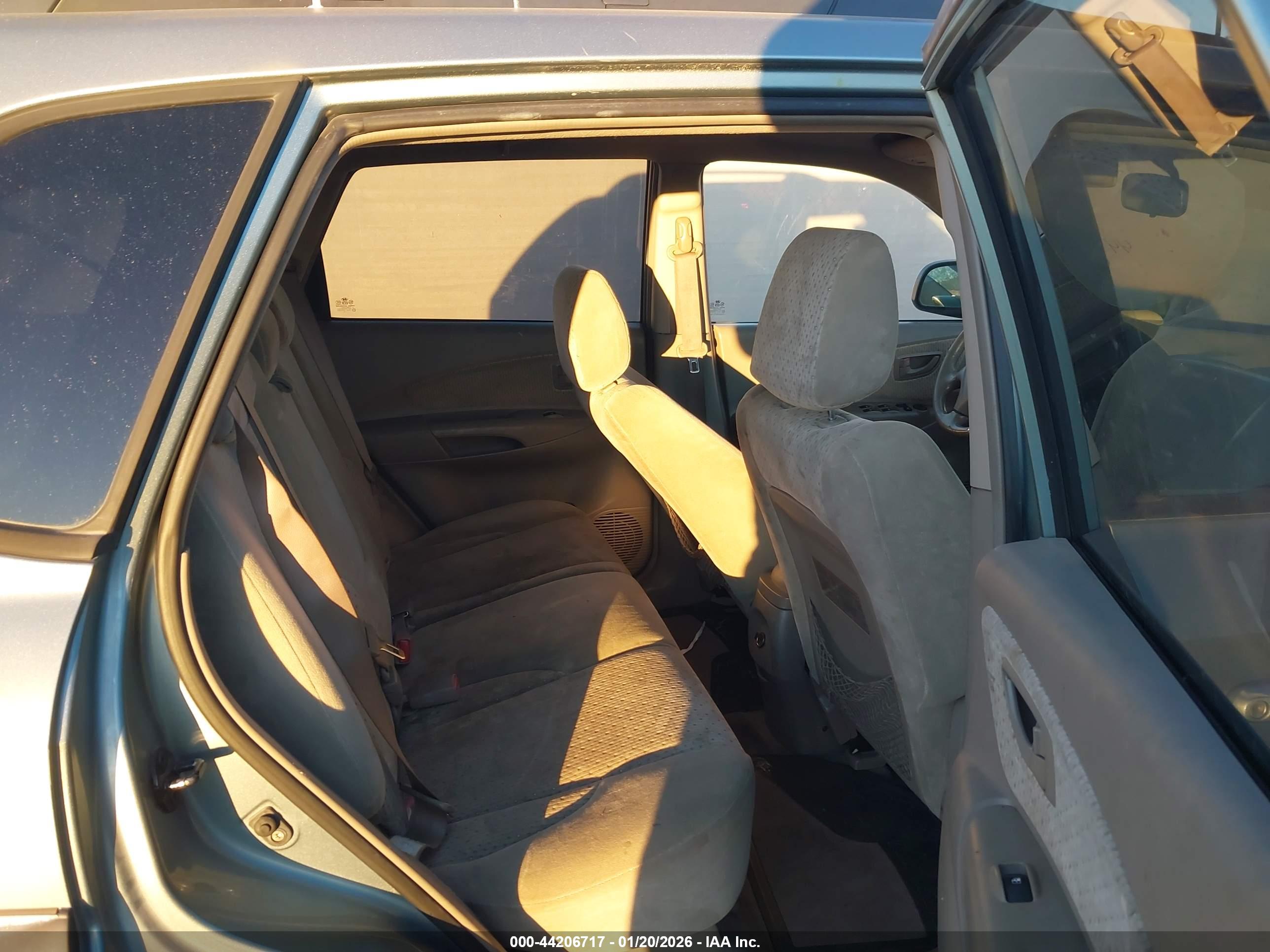 HYUNDAI TUCSON image 8