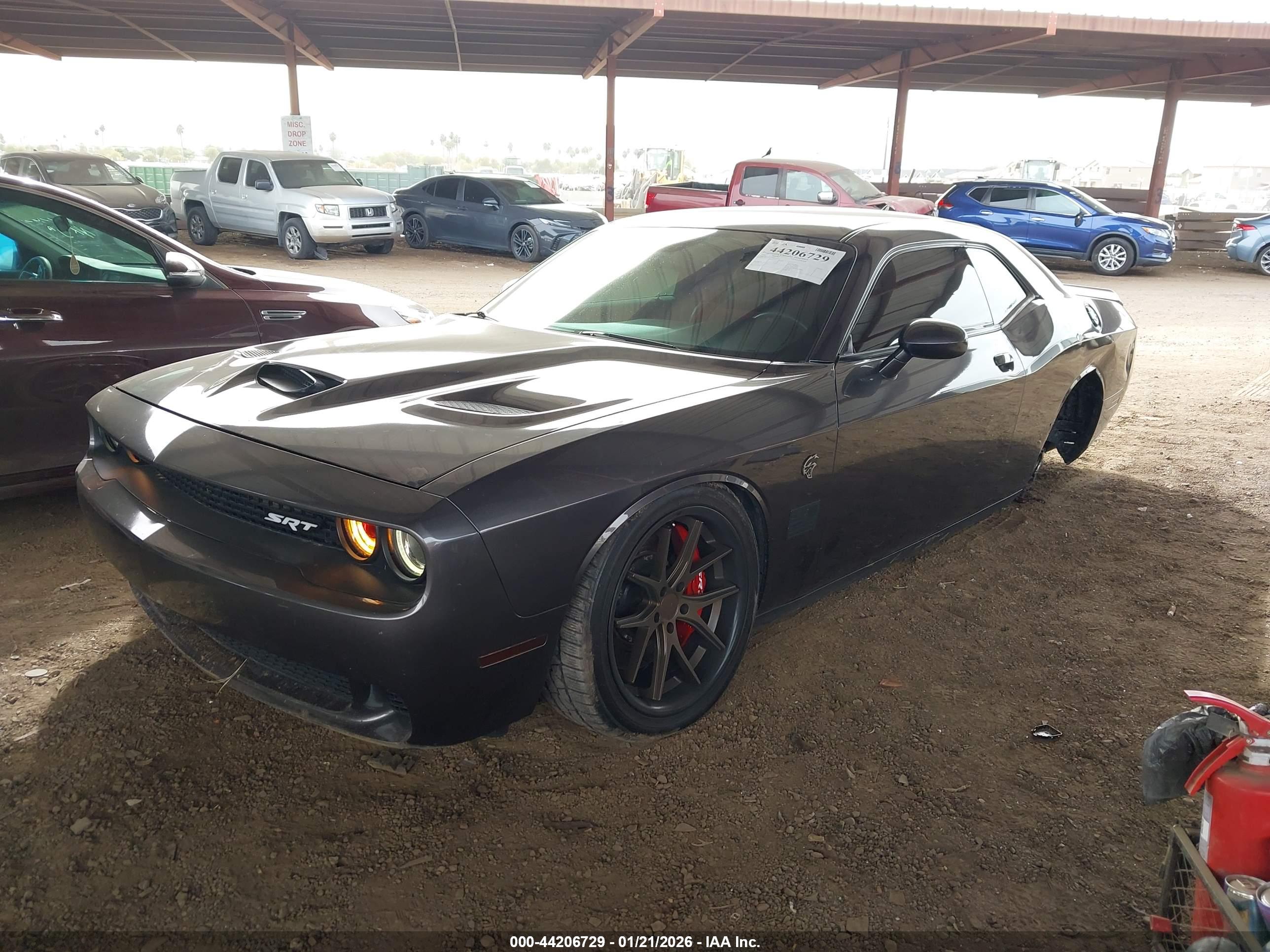 DODGE CHALLENGER image 2