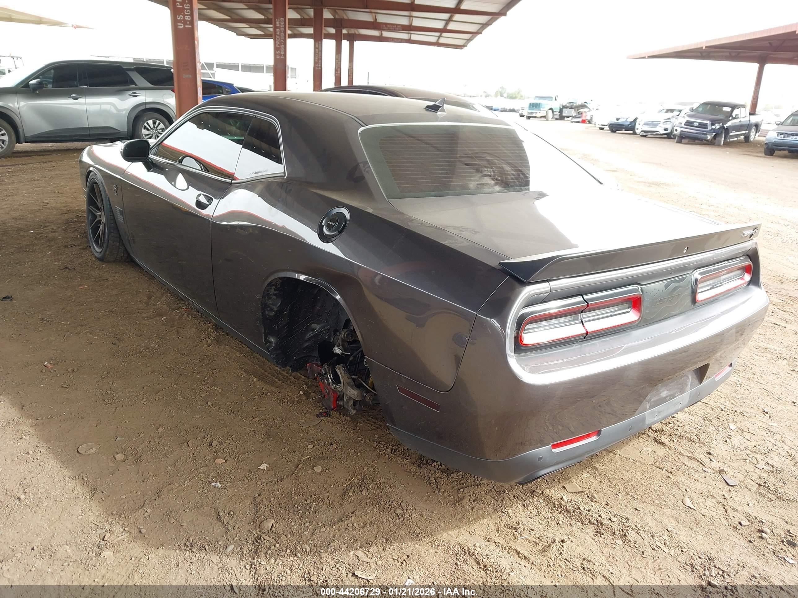 DODGE CHALLENGER image 3