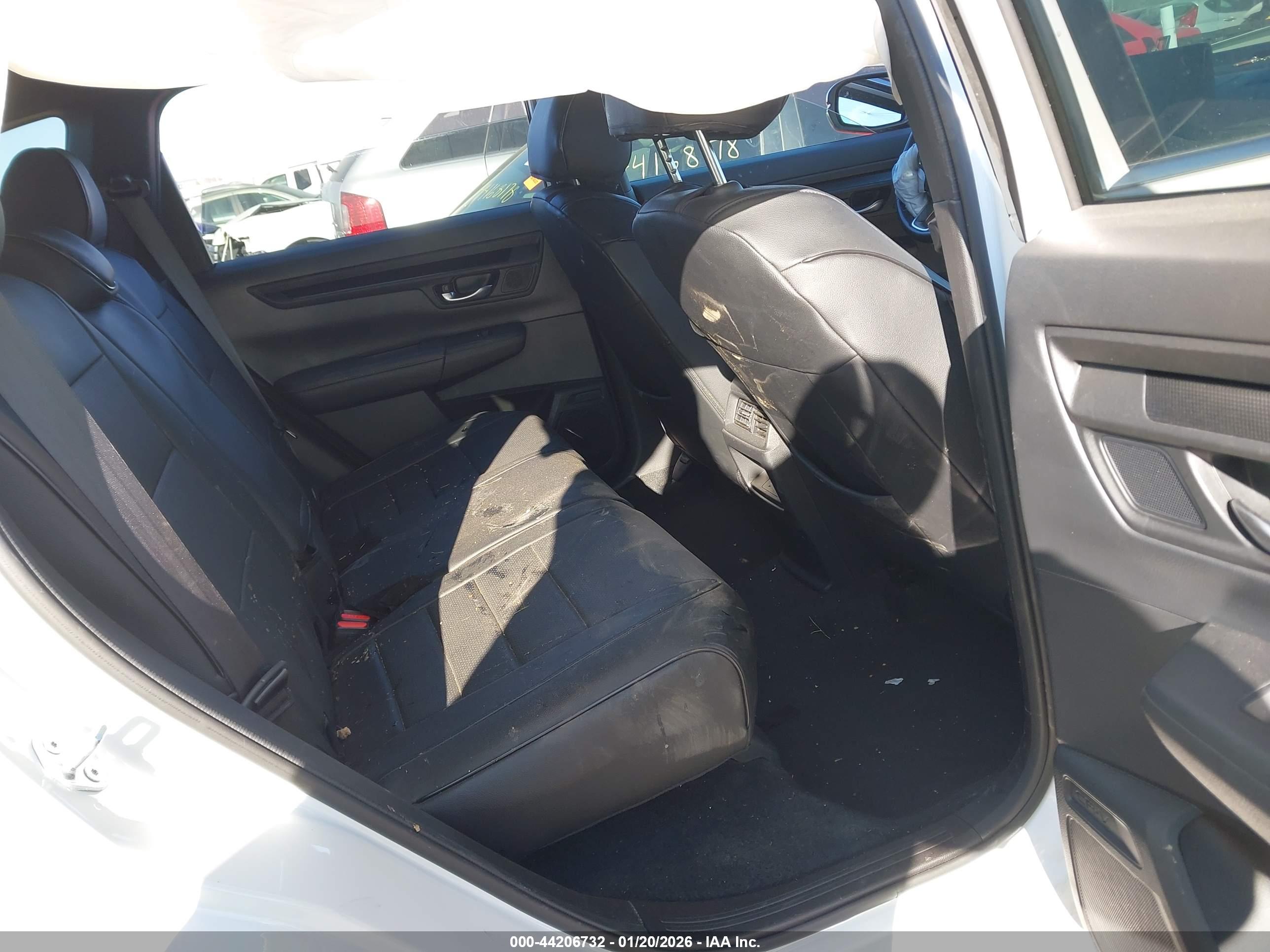 HONDA CR-V image 8