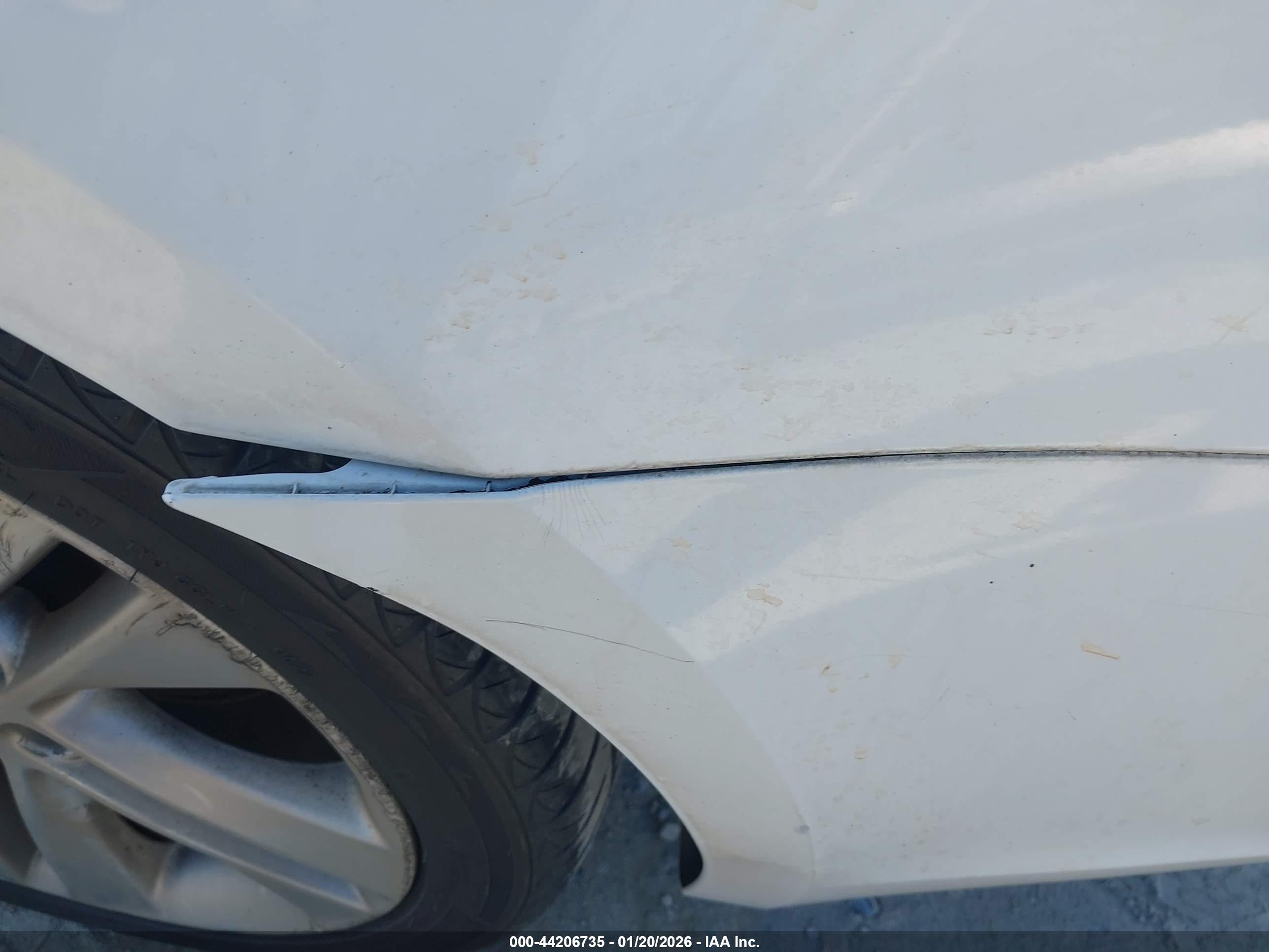 CHEVROLET CRUZE image 6