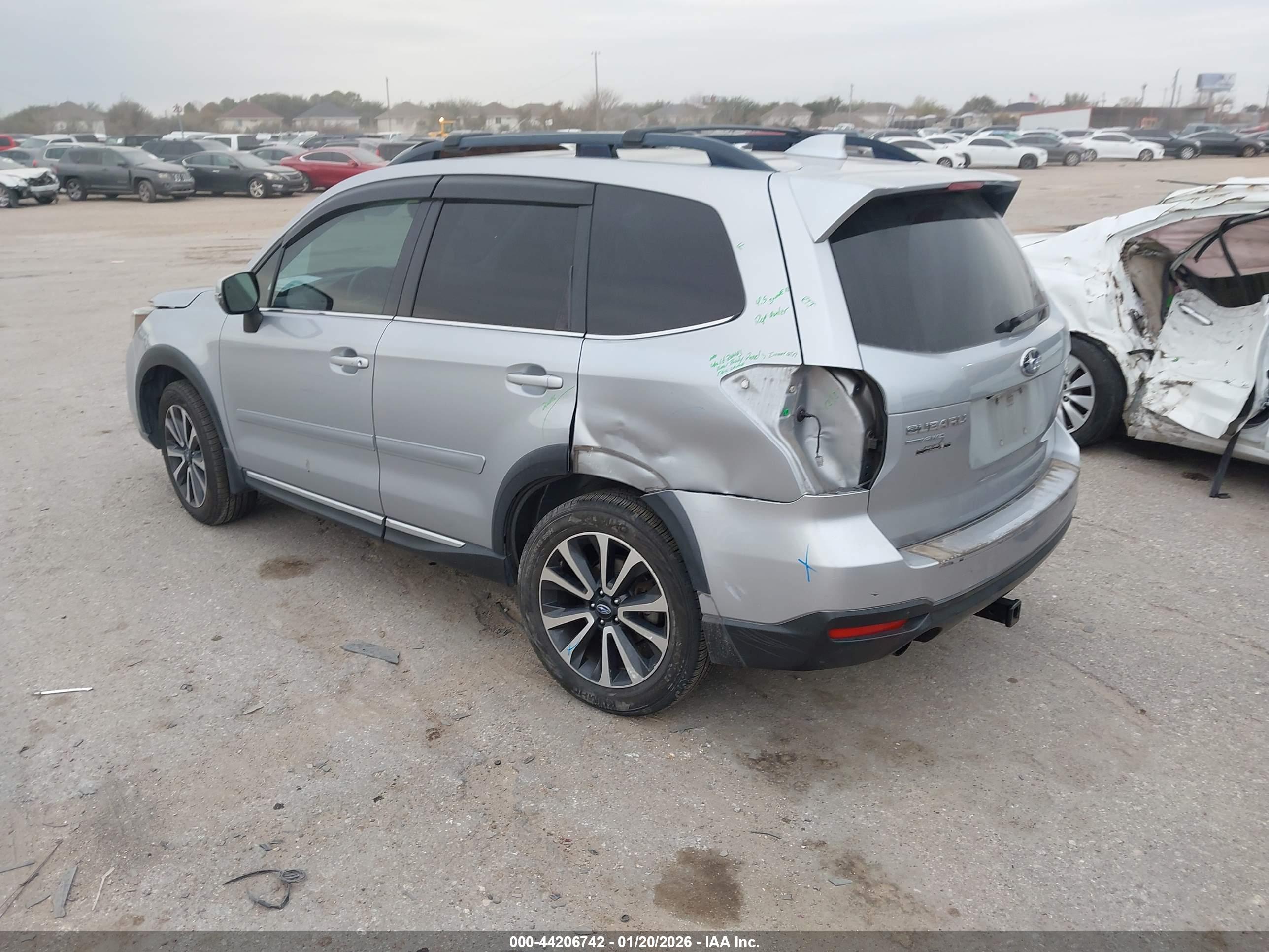 SUBARU FORESTER image 3