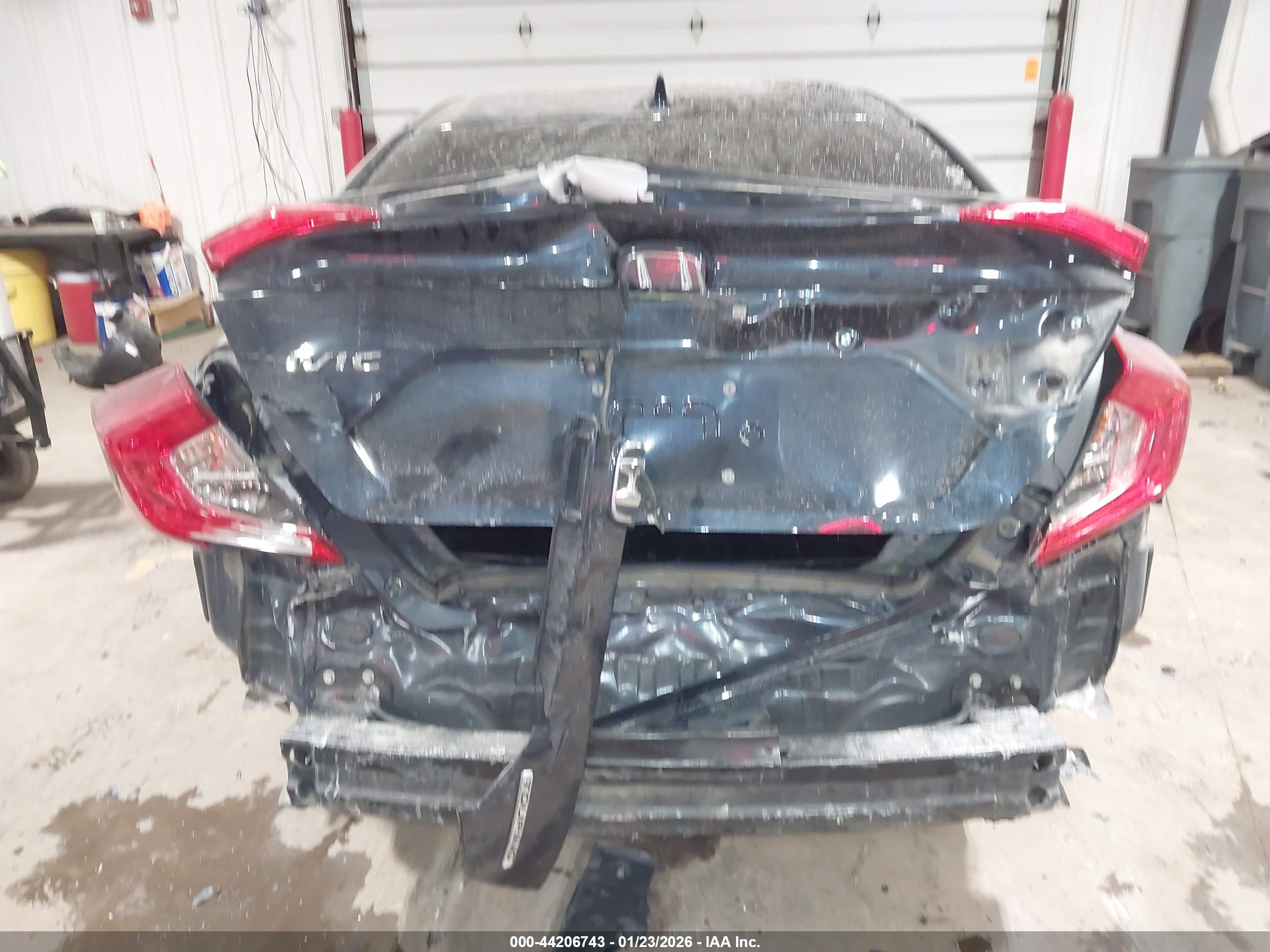 HONDA CIVIC image 6