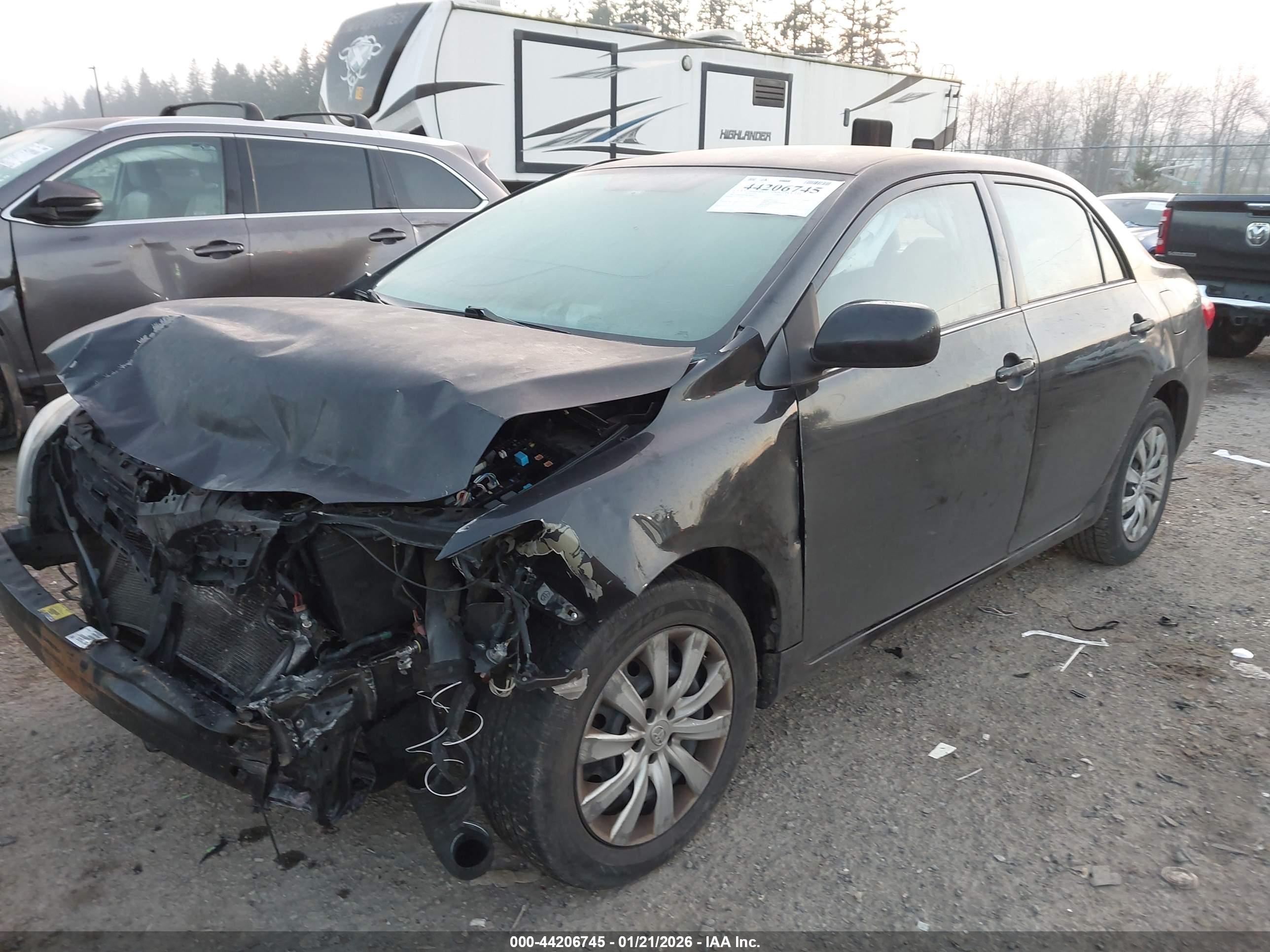 TOYOTA COROLLA image 6