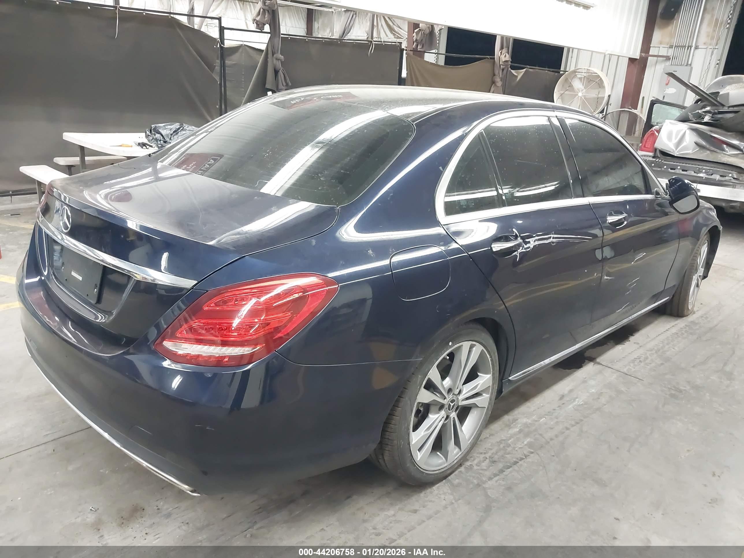 MERCEDES-BENZ C image 4
