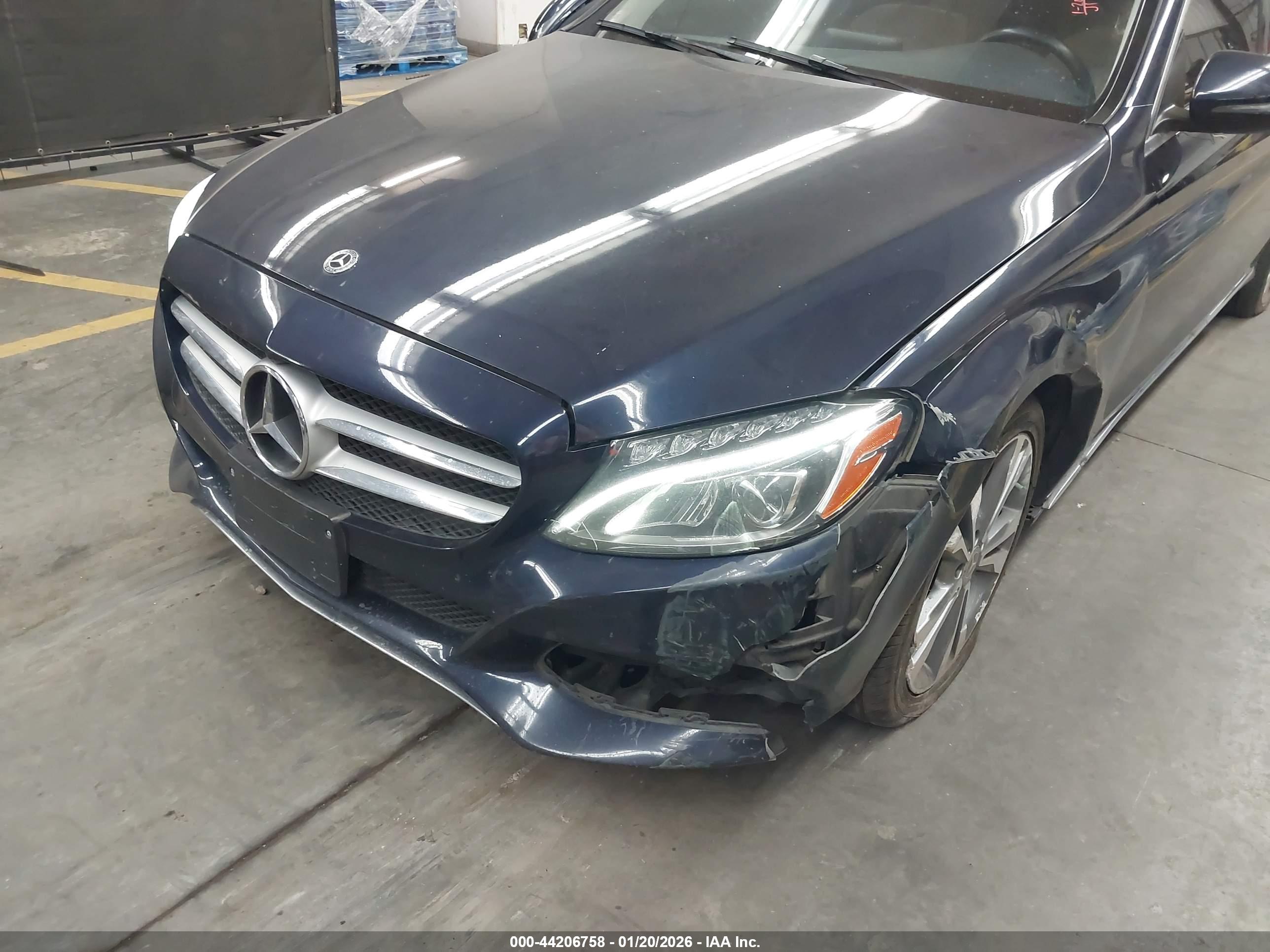 MERCEDES-BENZ C image 6