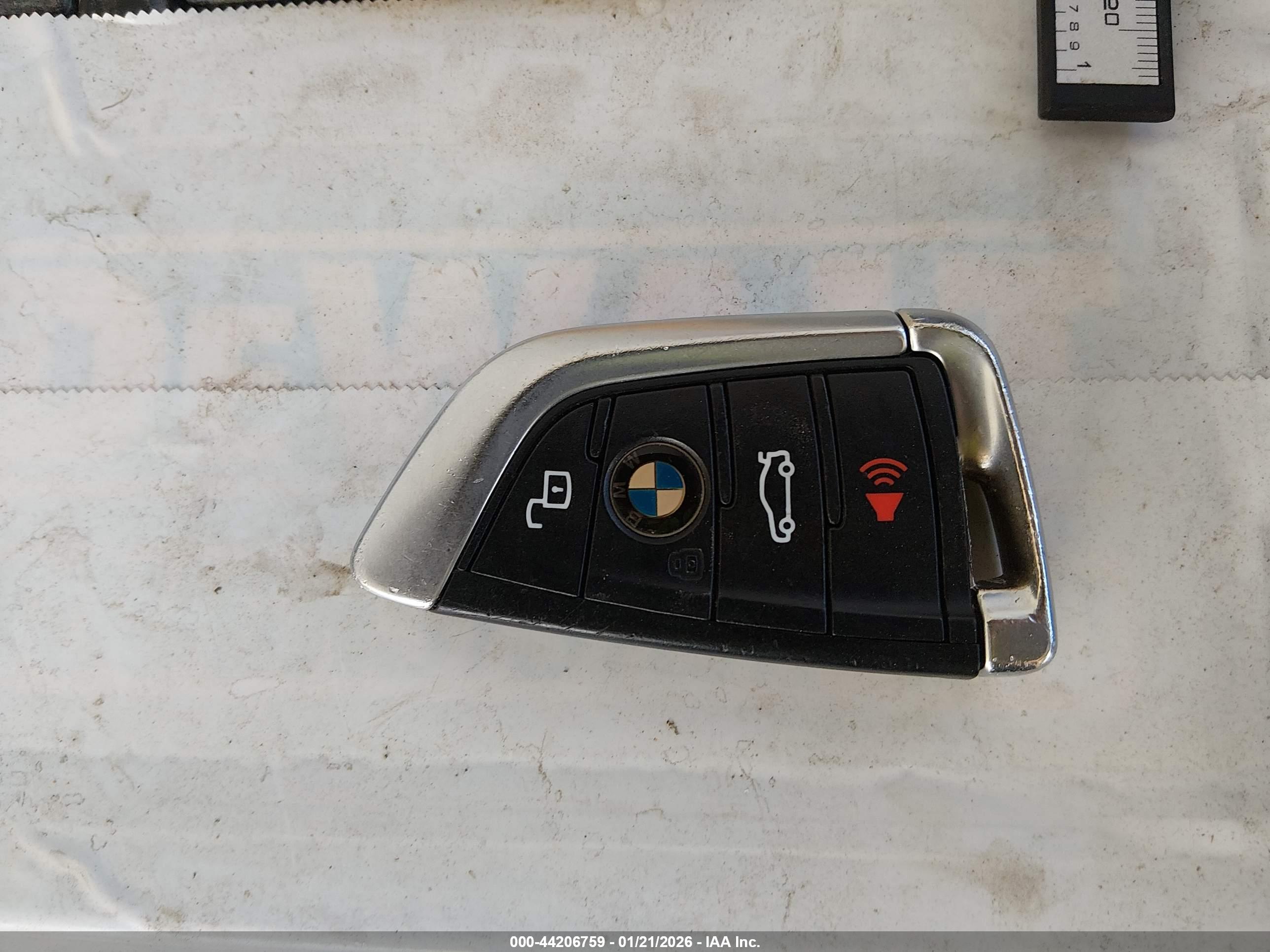 BMW 3 image 11