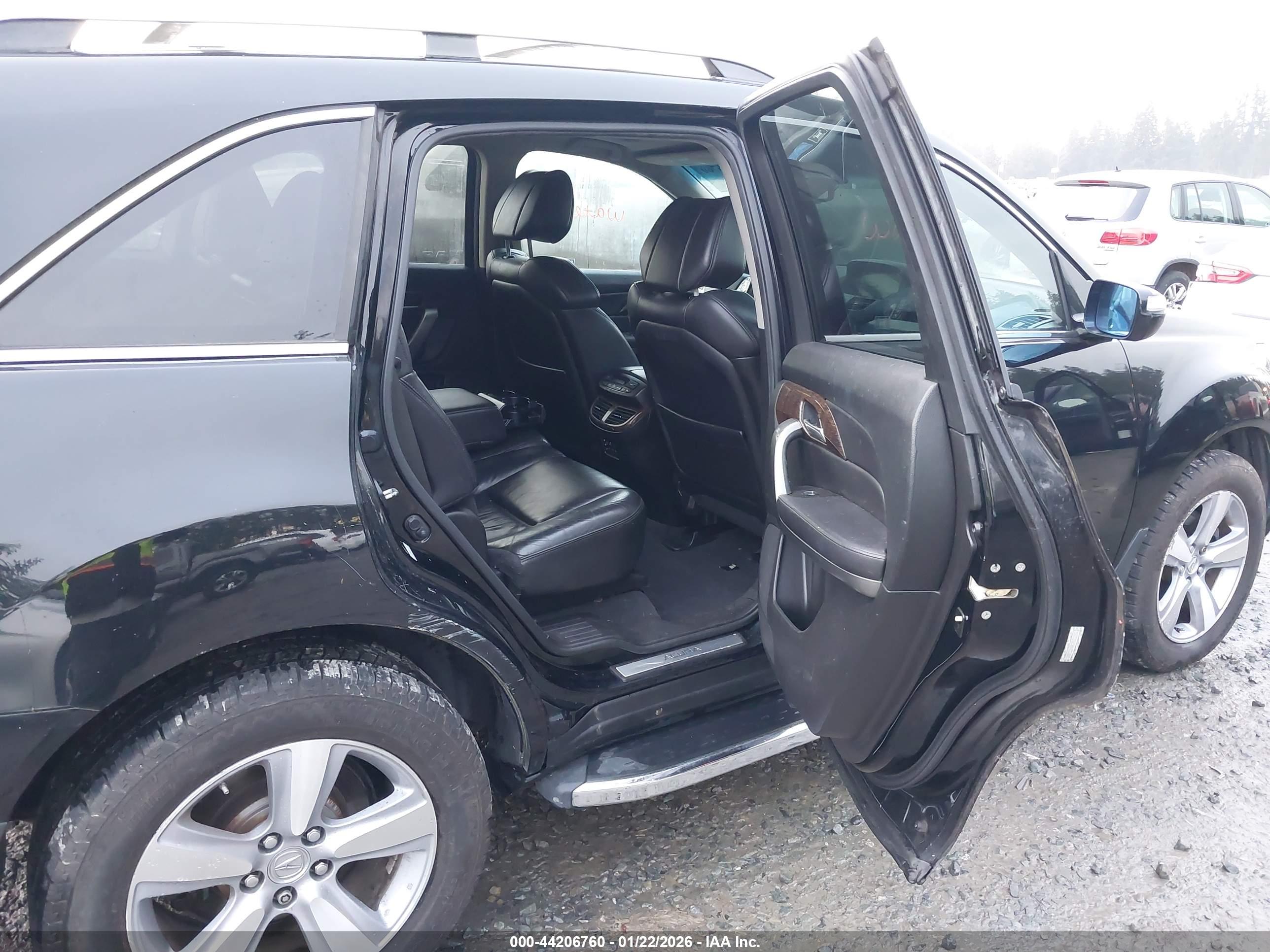 ACURA MDX image 8