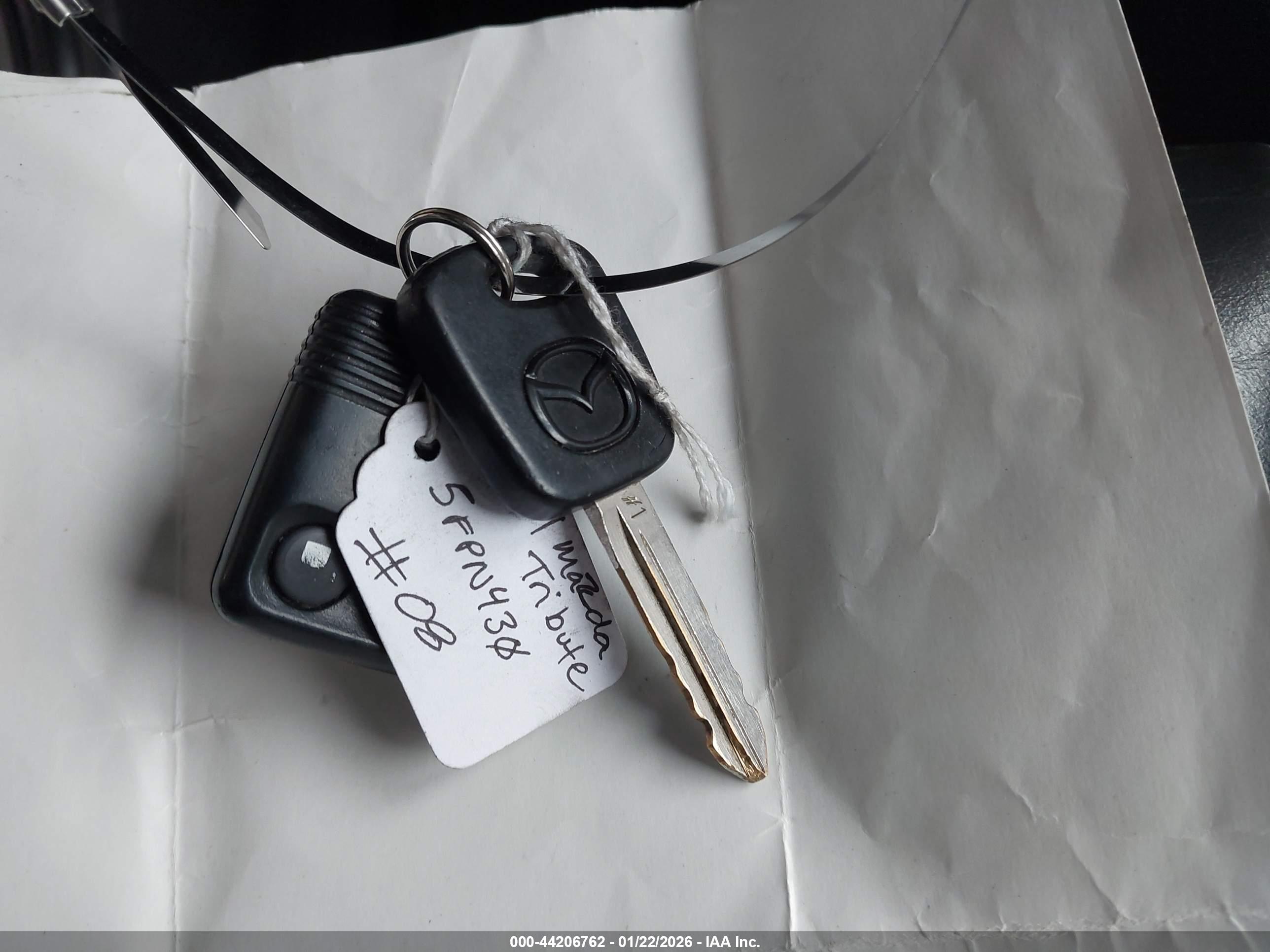 MAZDA TRIBUTE image 11