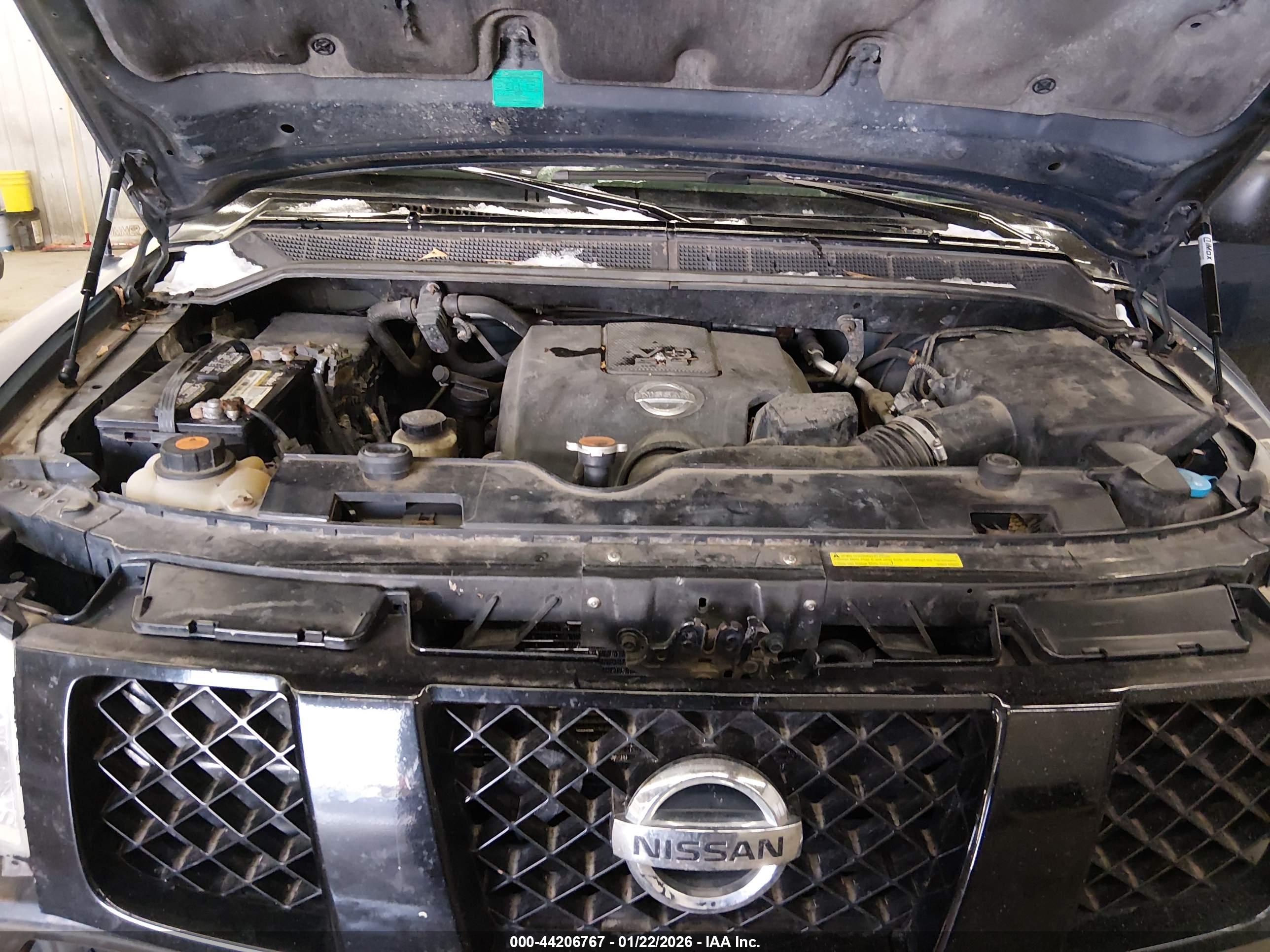 NISSAN TITAN image 10