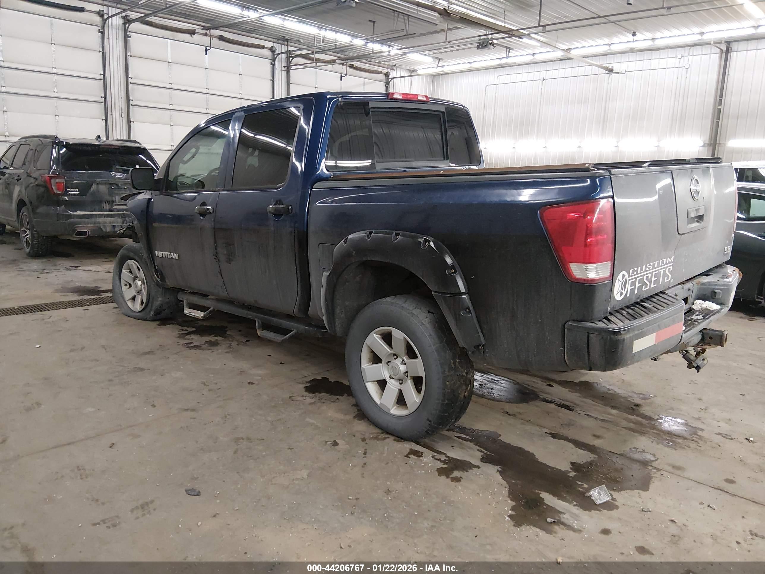 NISSAN TITAN image 3