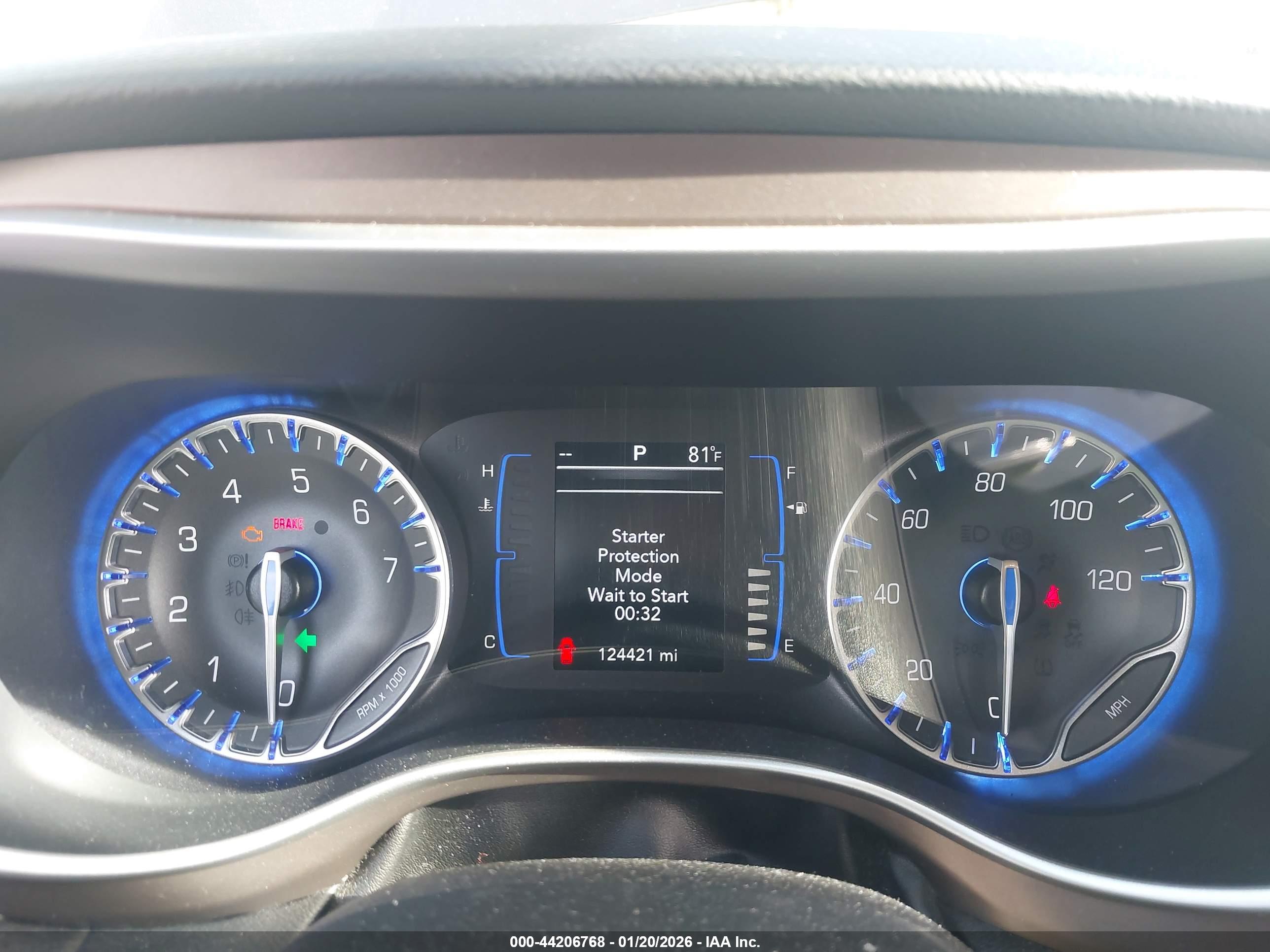 CHRYSLER PACIFICA image 7