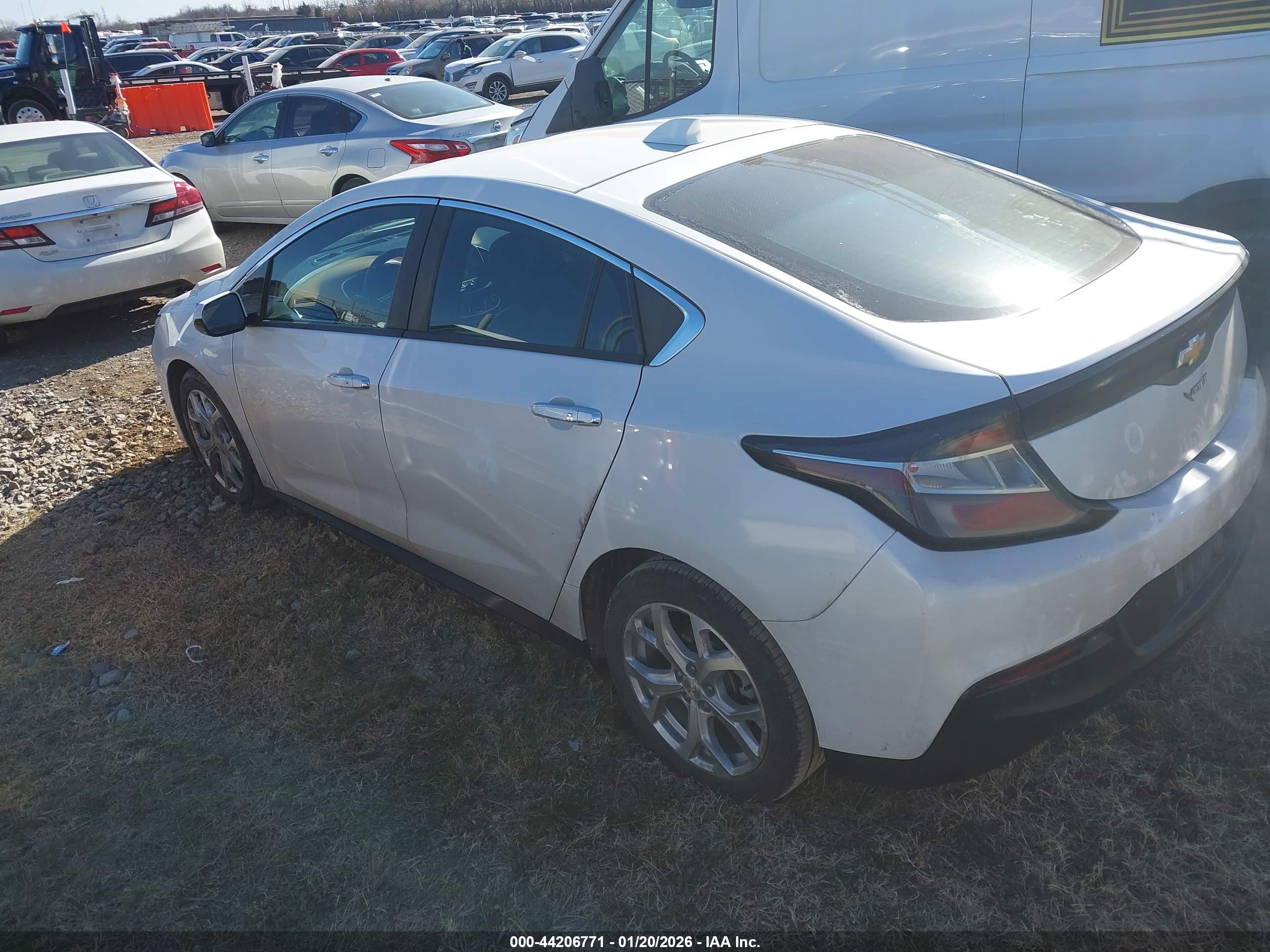 CHEVROLET VOLT image 3