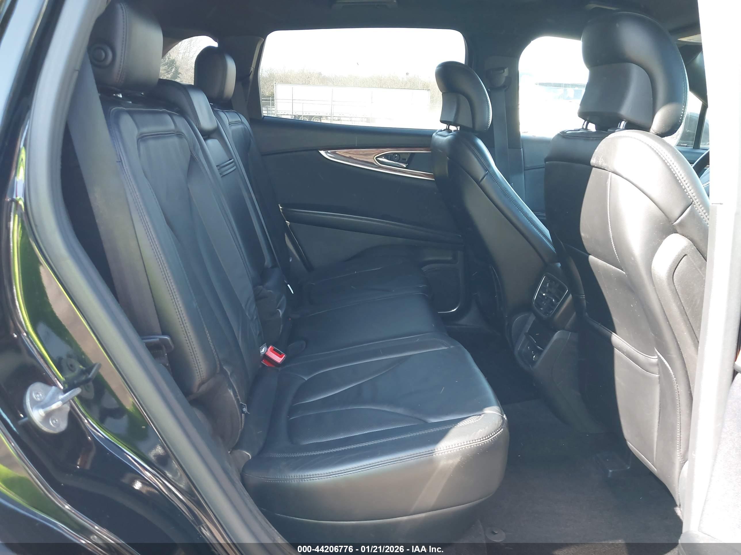 LINCOLN MKX image 8