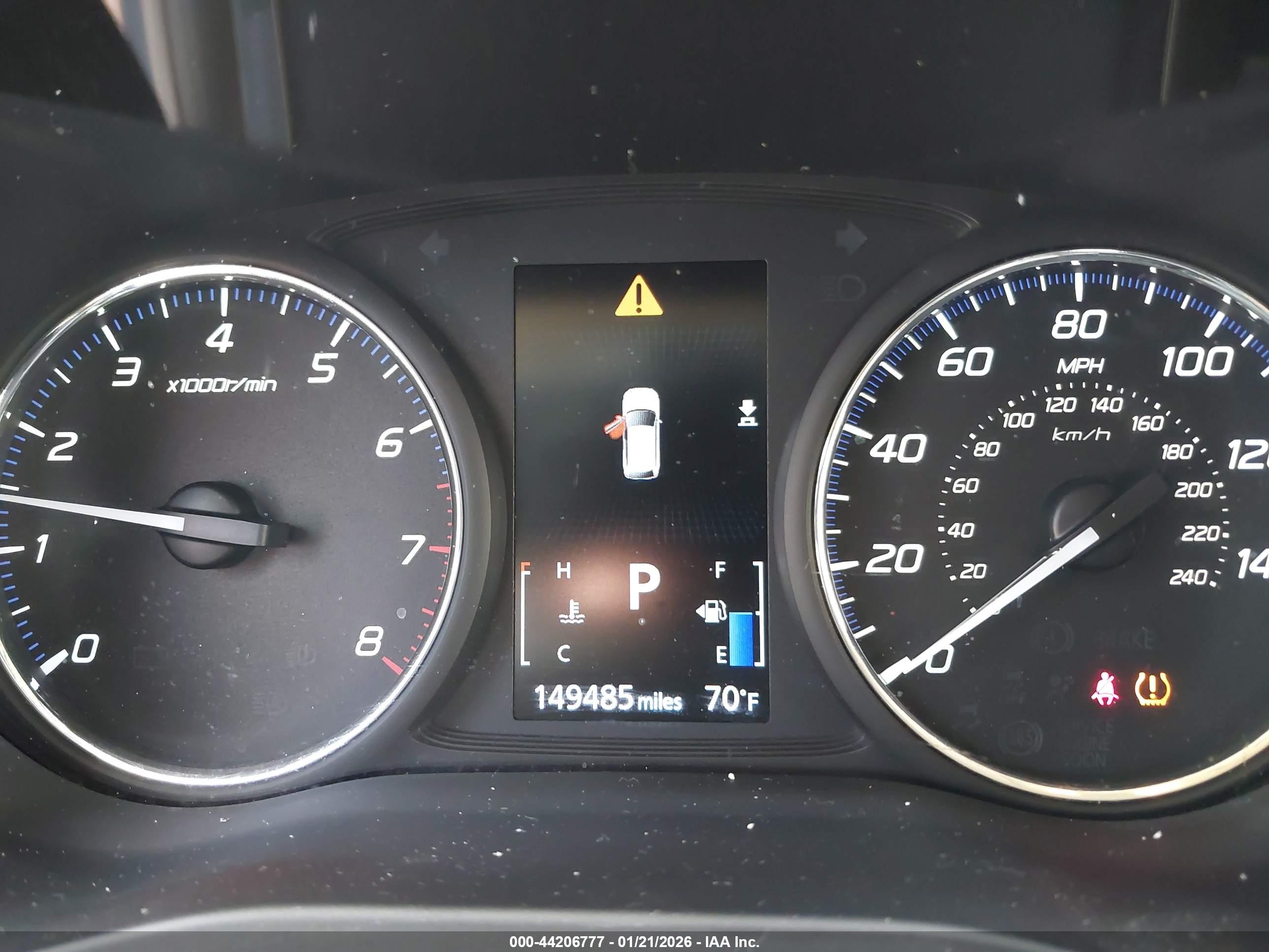 MITSUBISHI OUTLANDER image 7