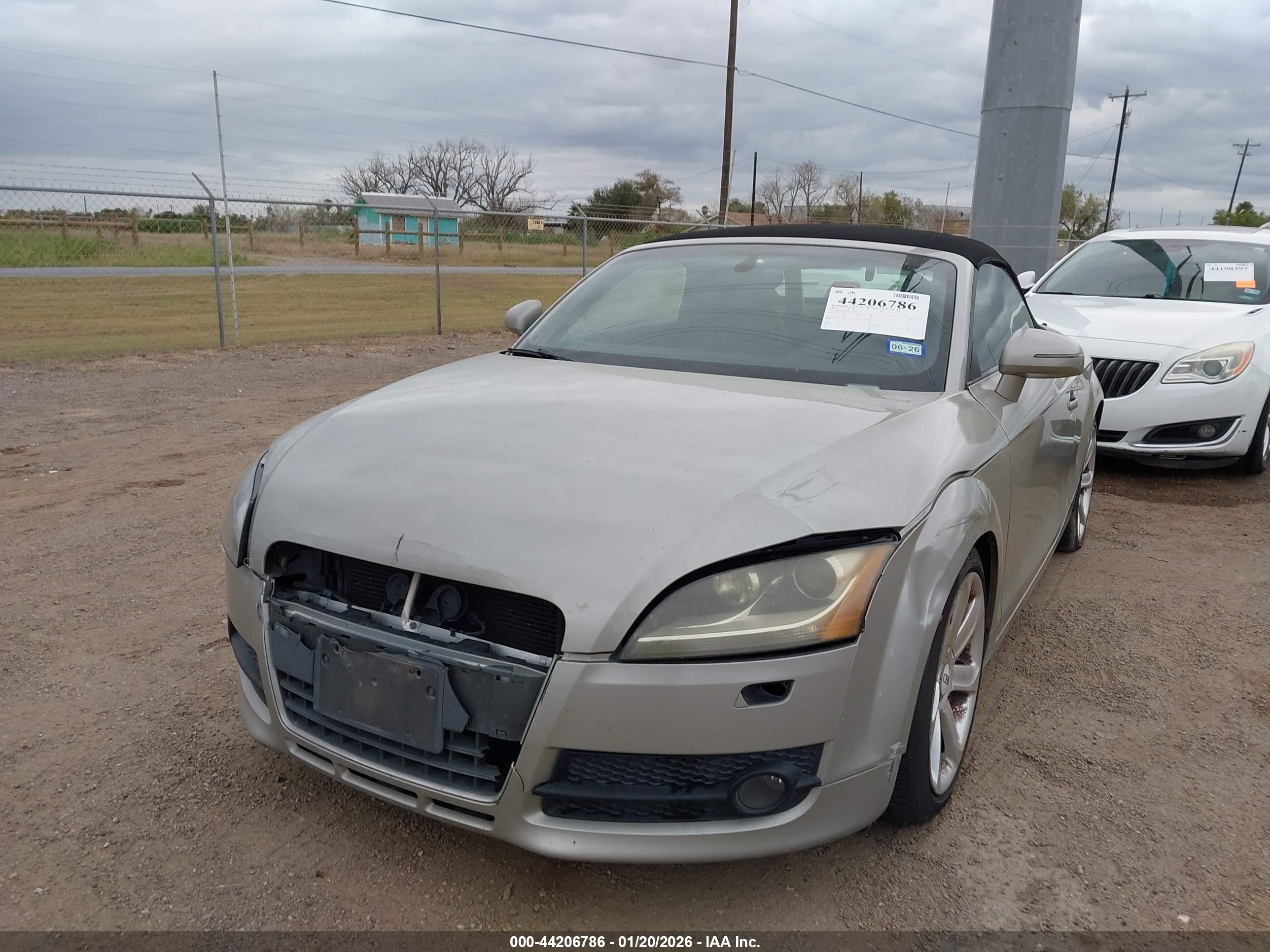 AUDI TT image 6