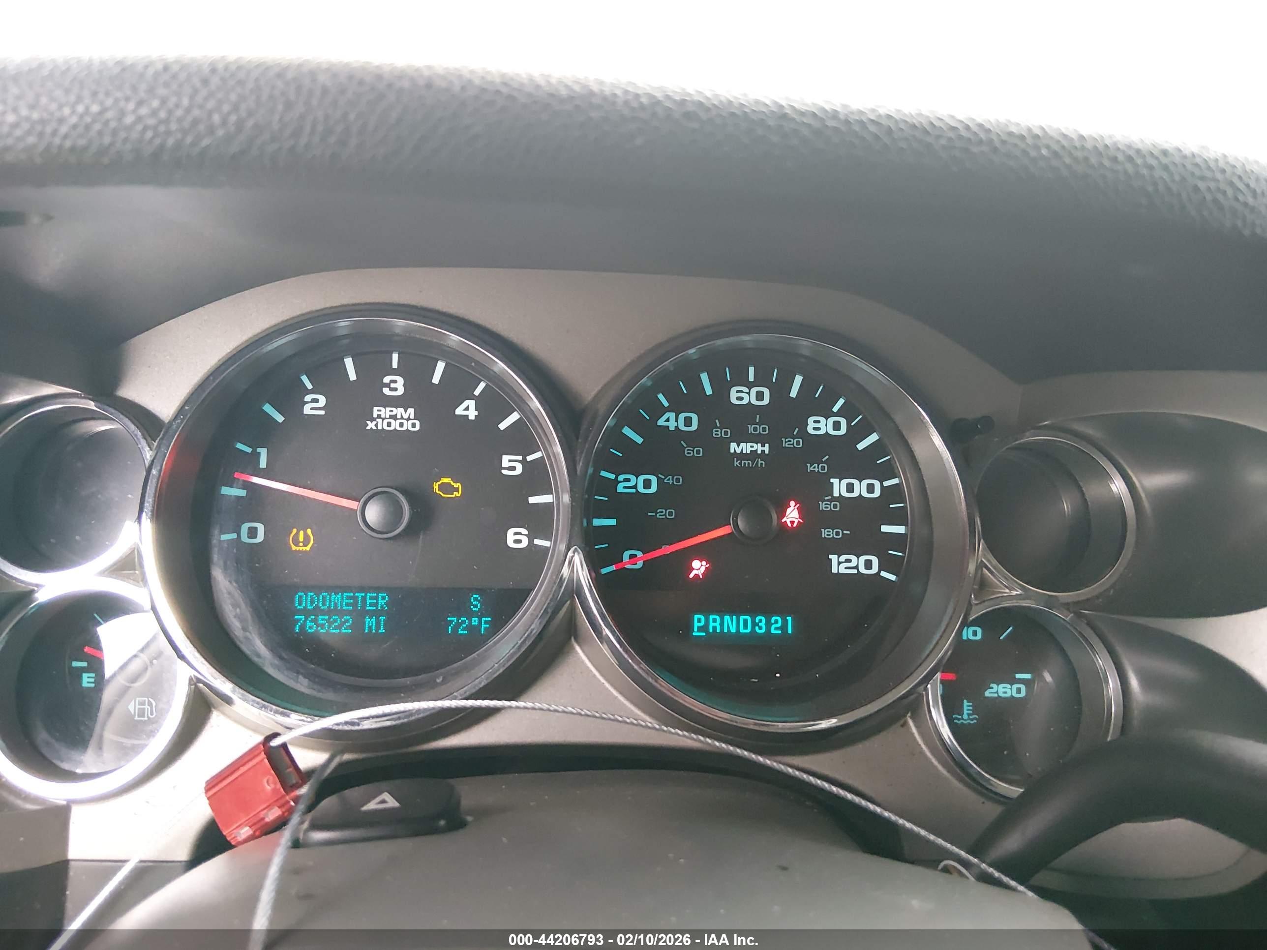 CHEVROLET SILVERADO image 7