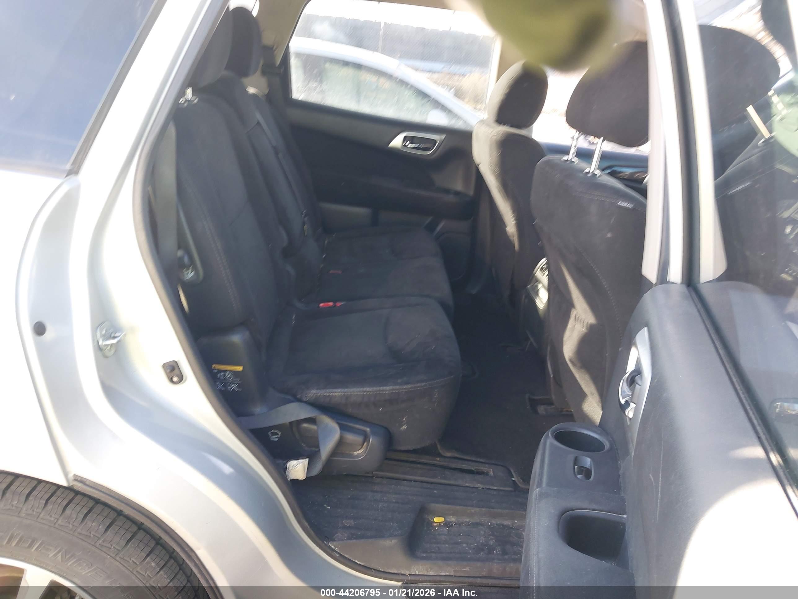 NISSAN PATHFINDER image 8