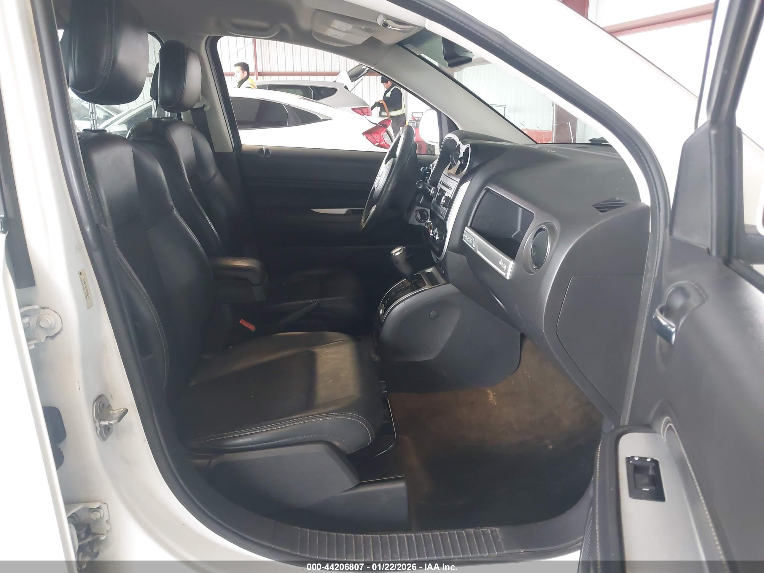 JEEP COMPASS image 5