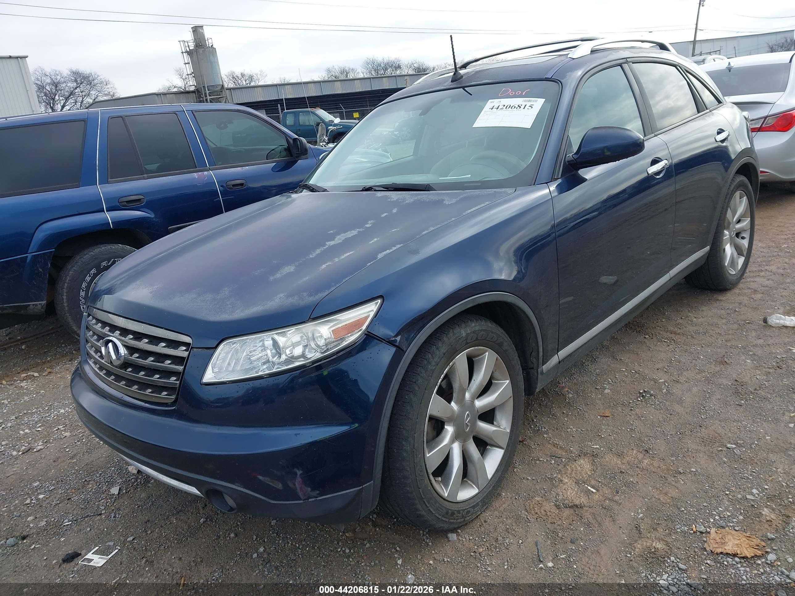 INFINITI FX35 image 2