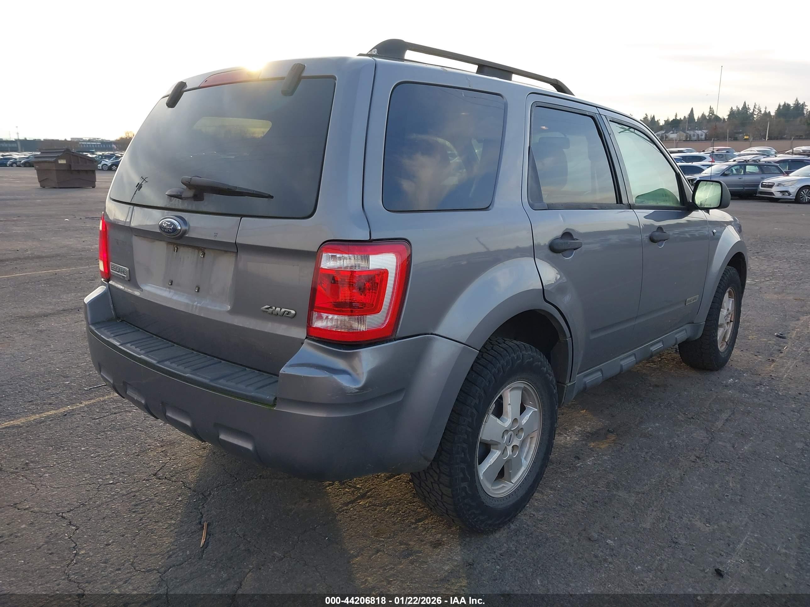 FORD ESCAPE image 4