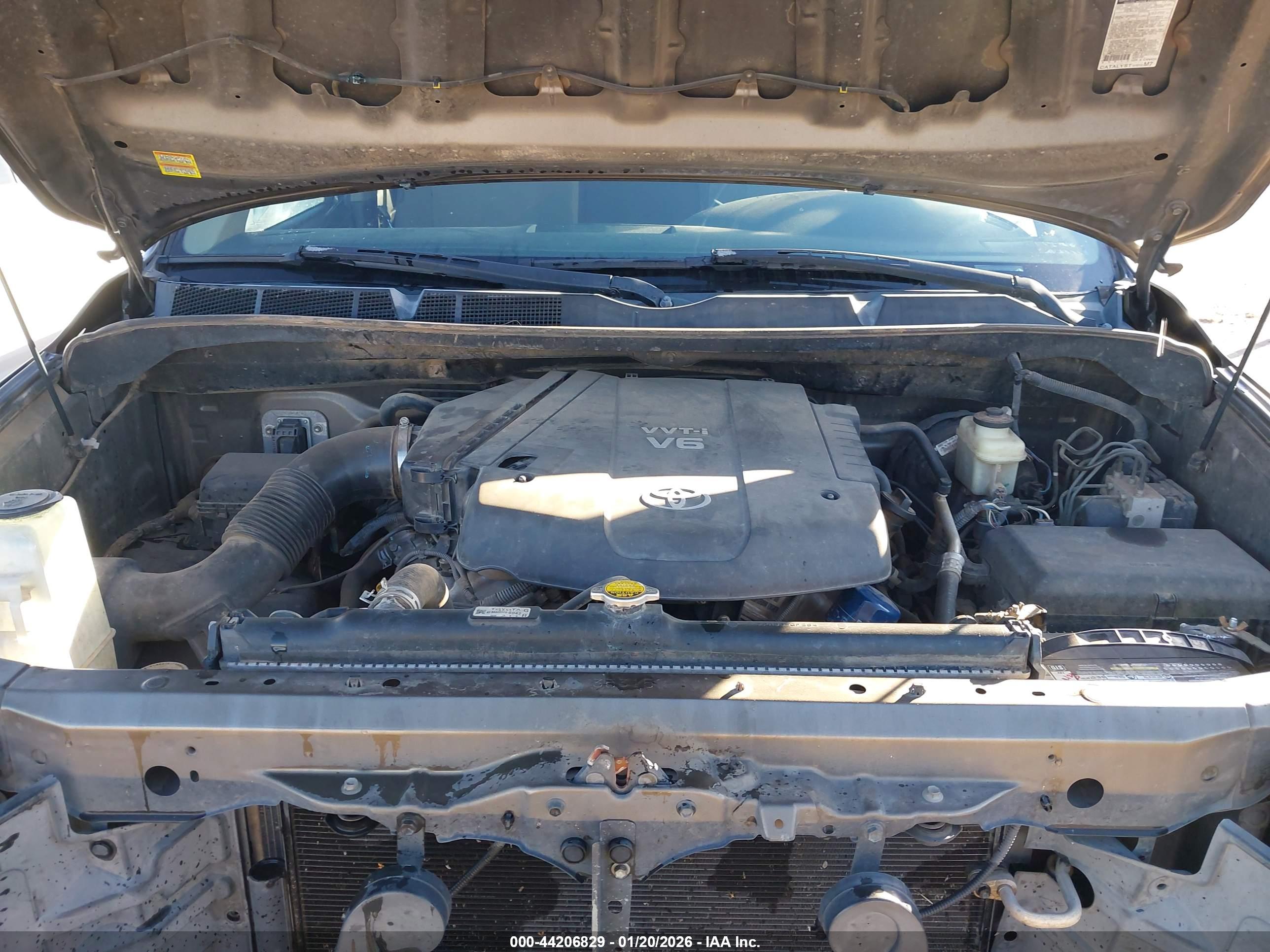 TOYOTA TUNDRA image 10