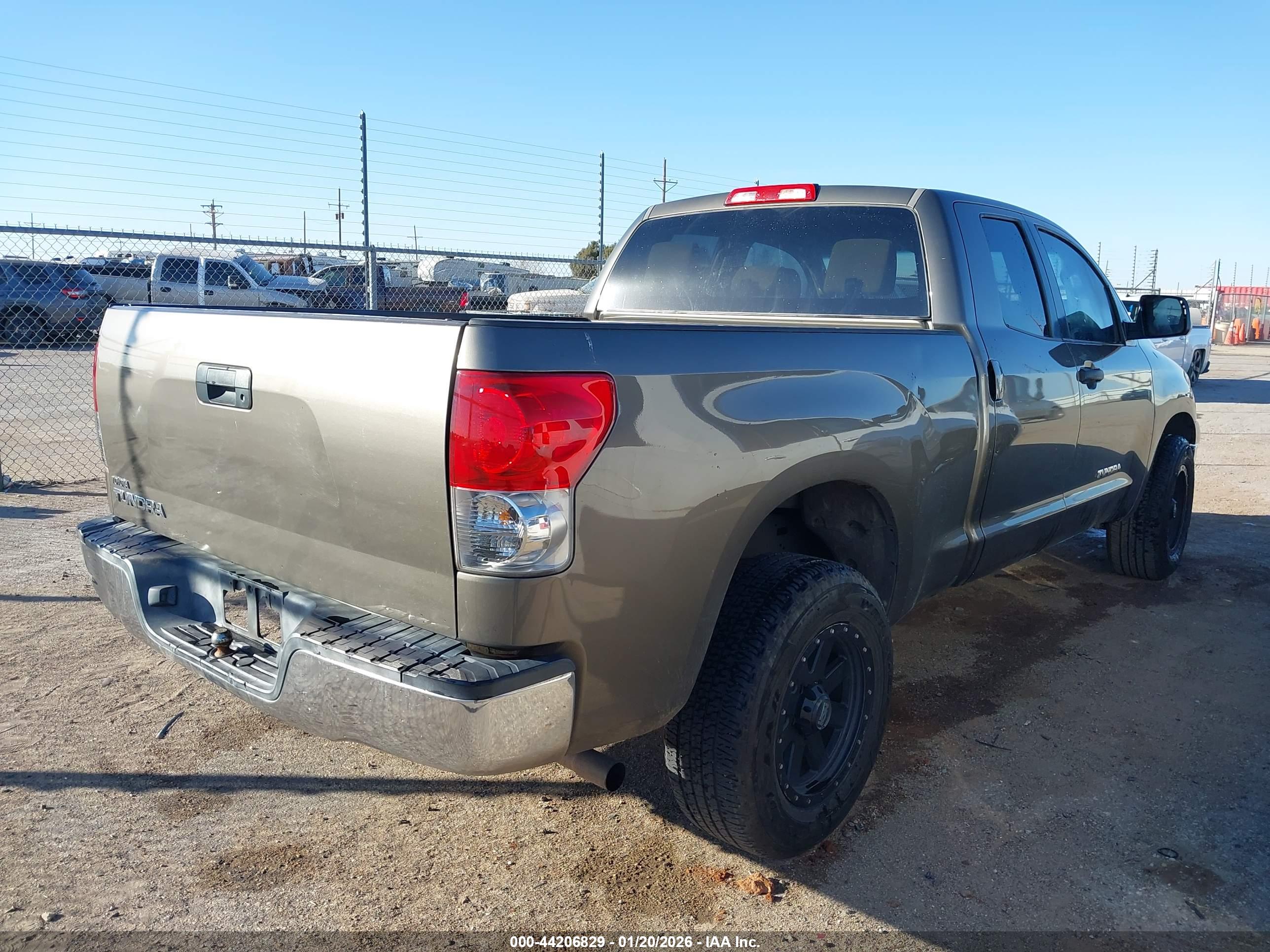 TOYOTA TUNDRA image 4