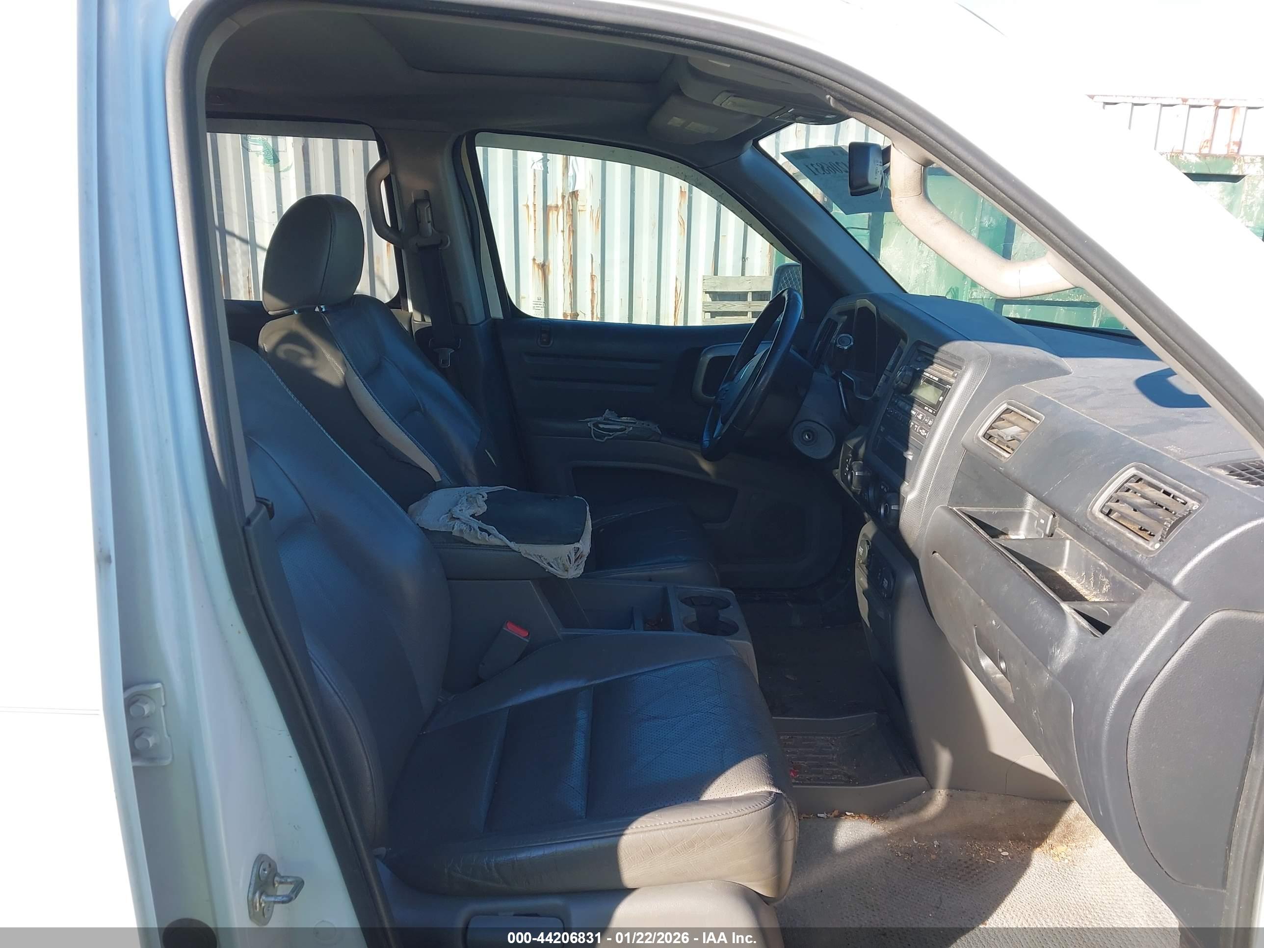 HONDA RIDGELINE image 5
