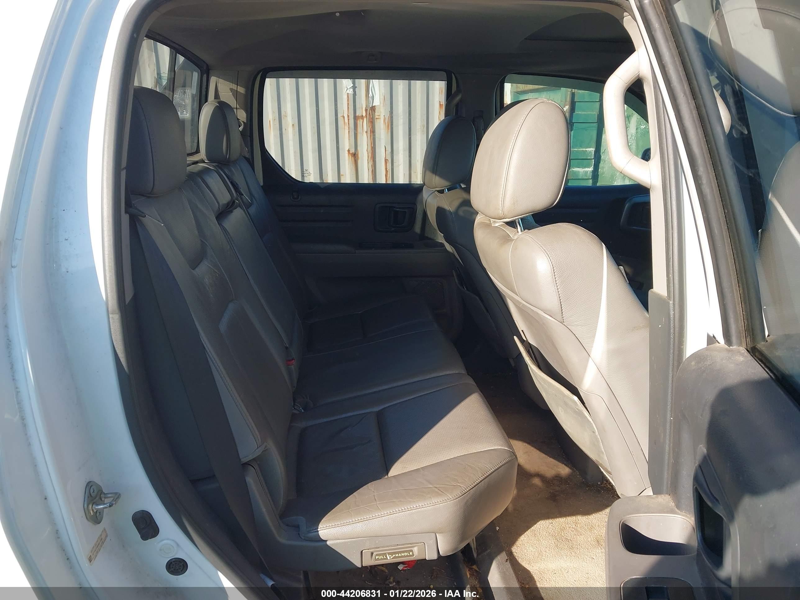 HONDA RIDGELINE image 8