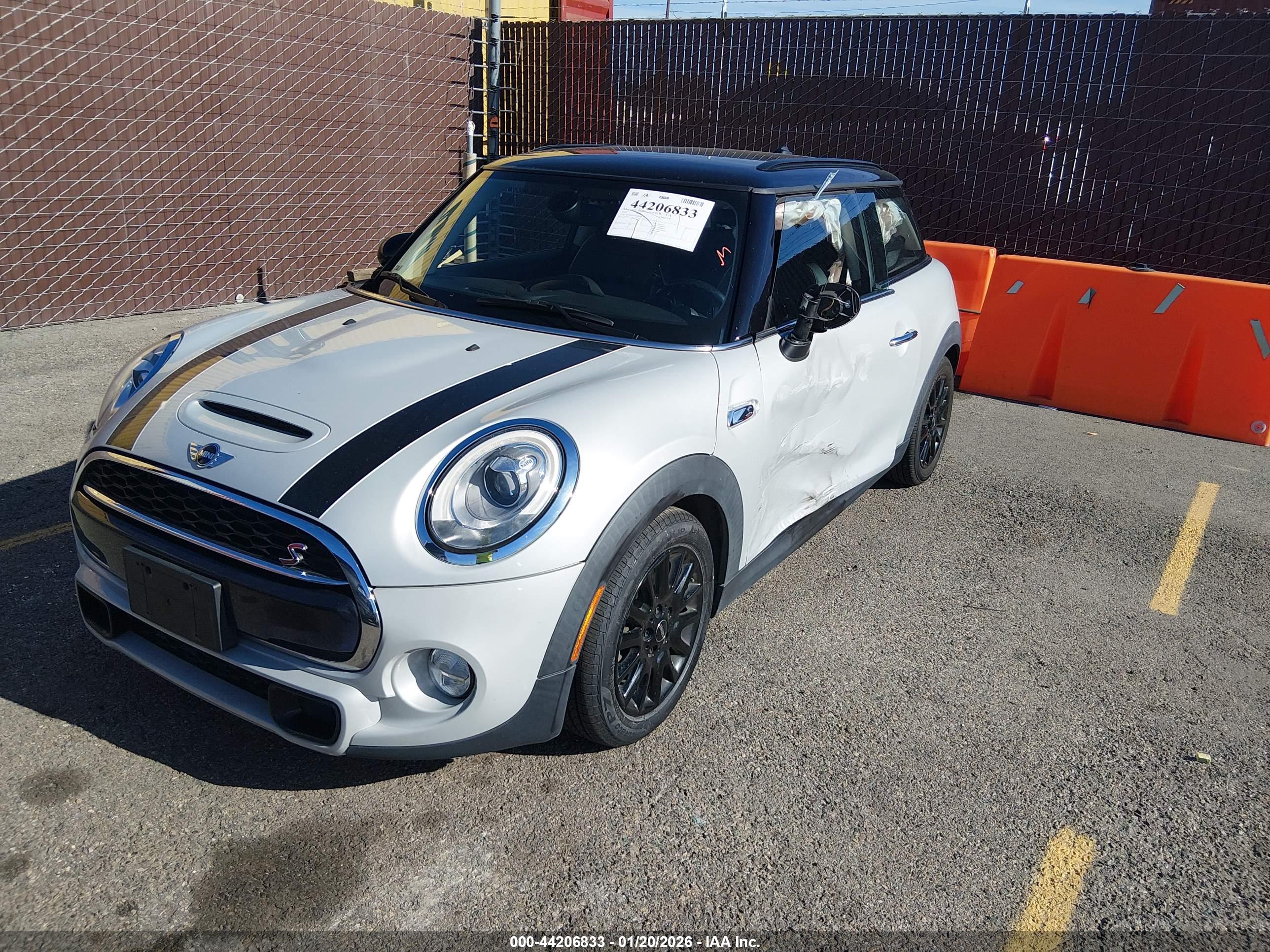 MINI HARDTOP image 2
