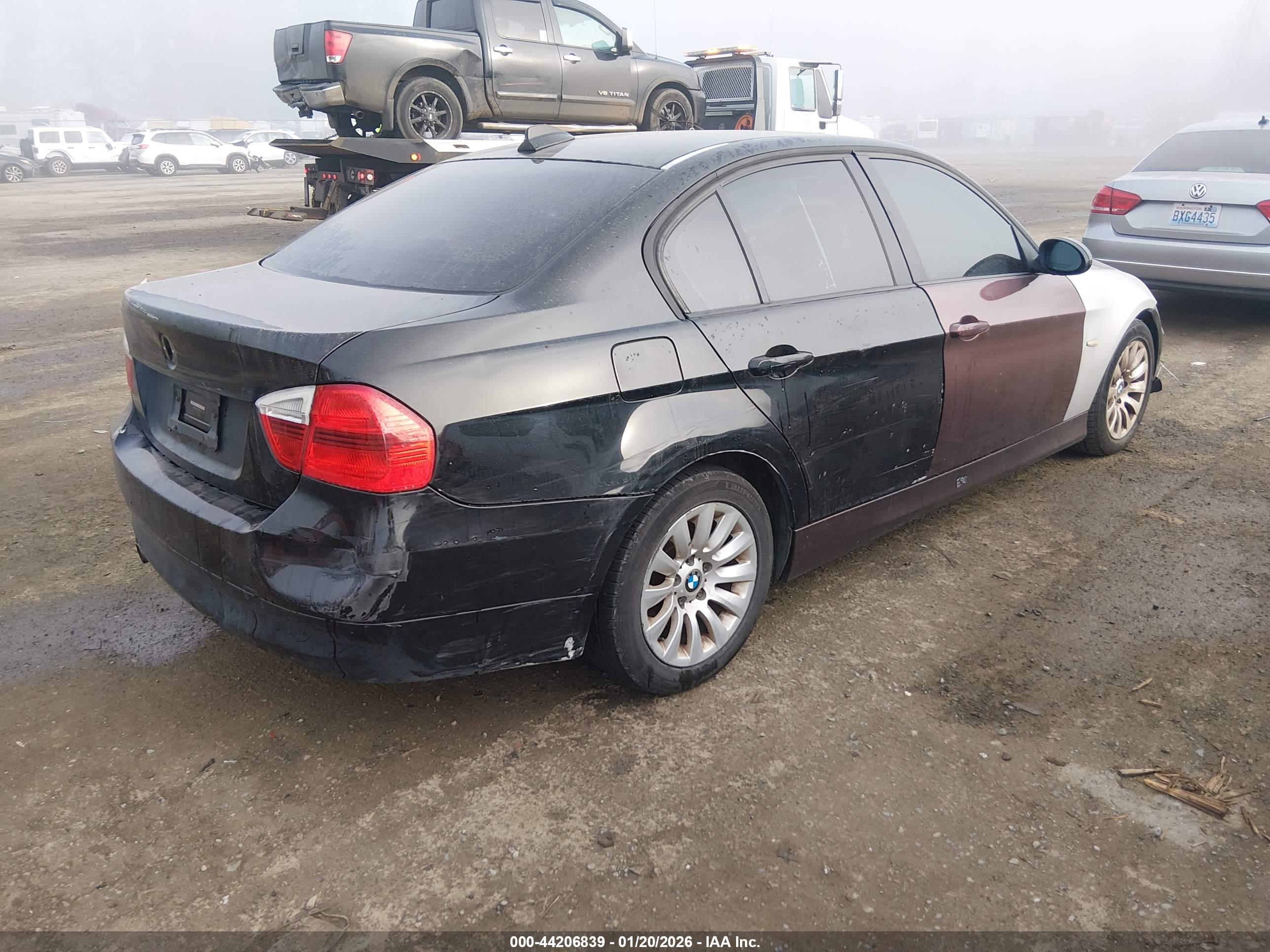 BMW 328I image 4