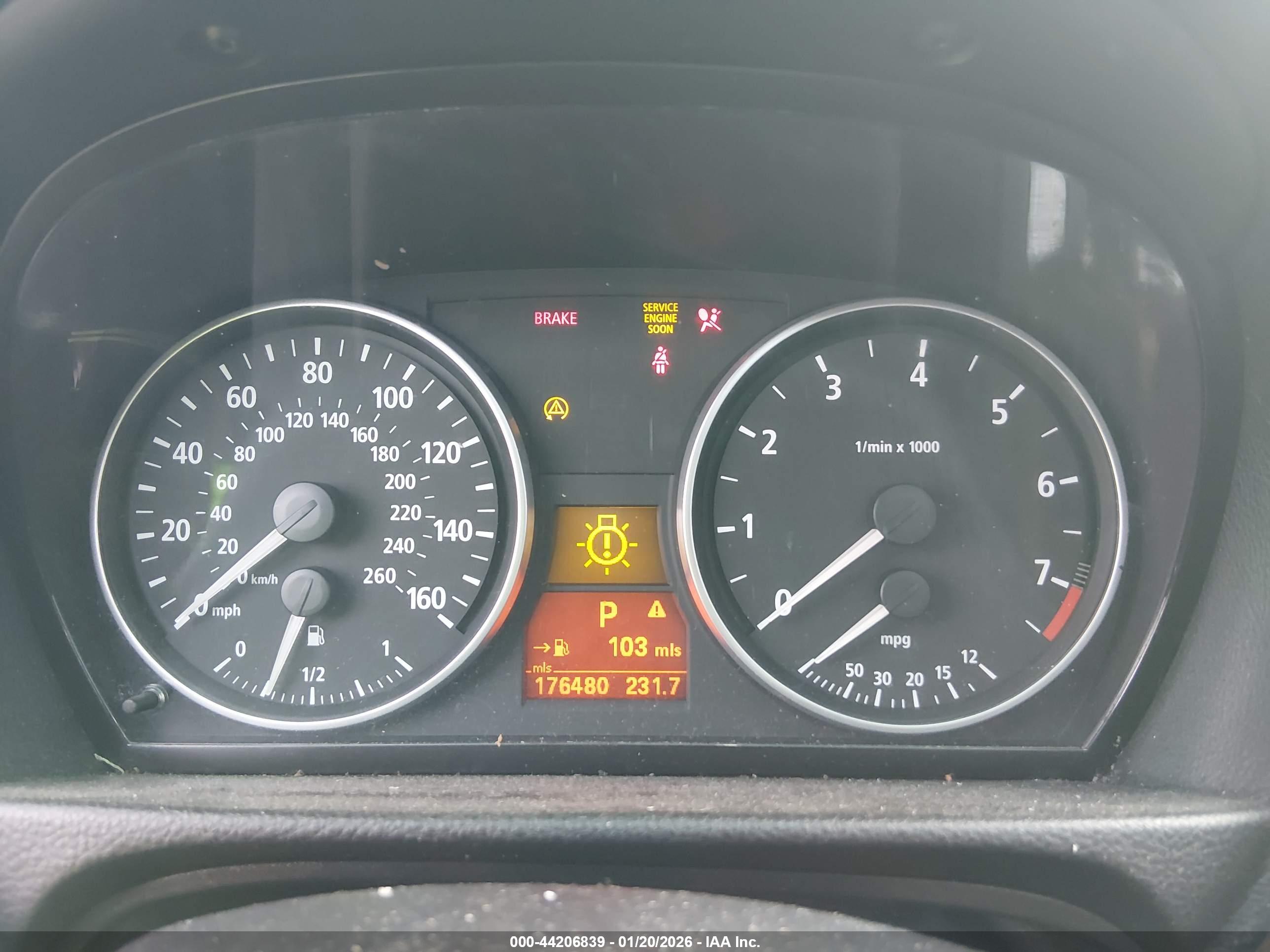 BMW 328I image 7