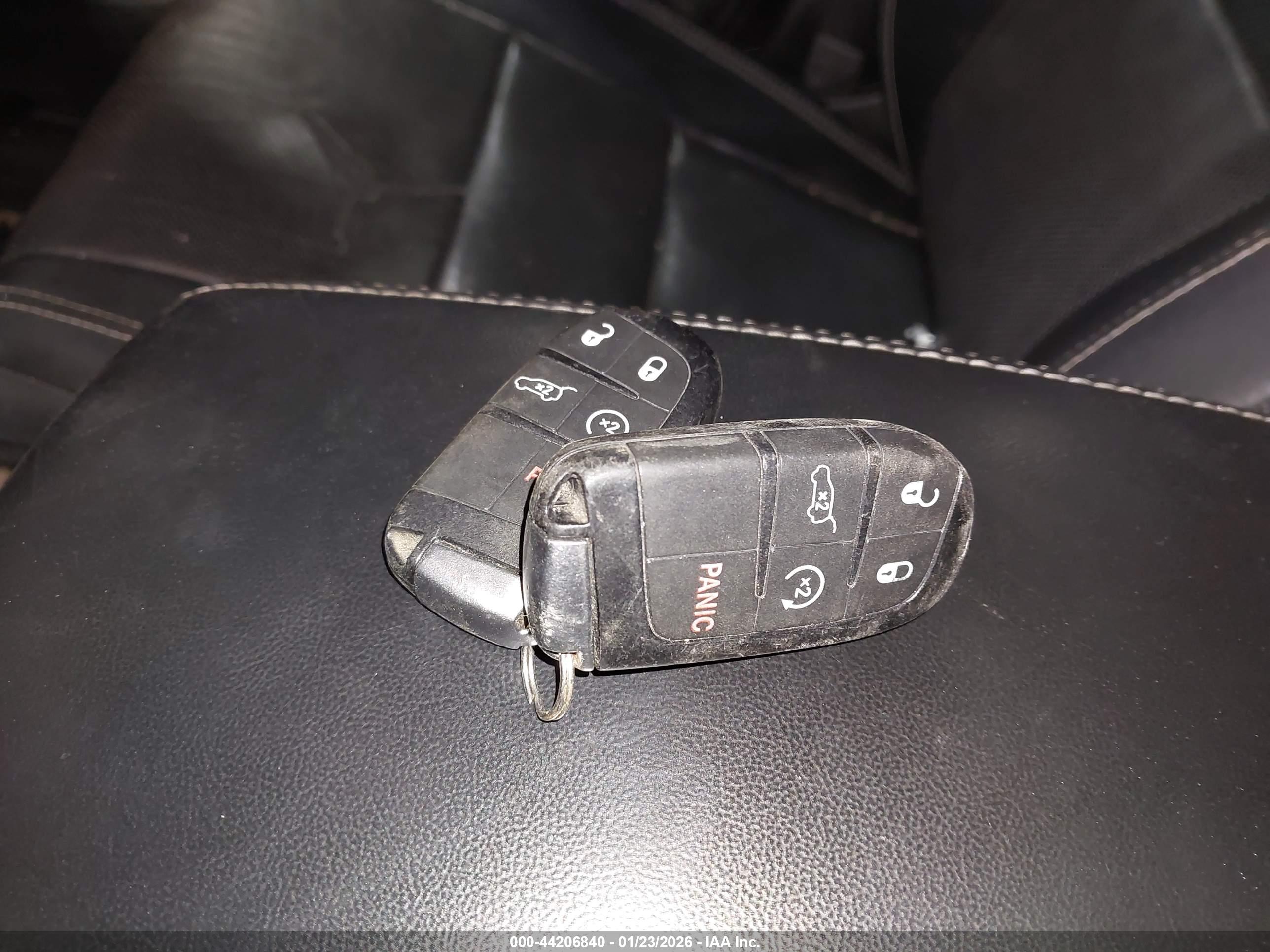 JEEP GRAND image 11