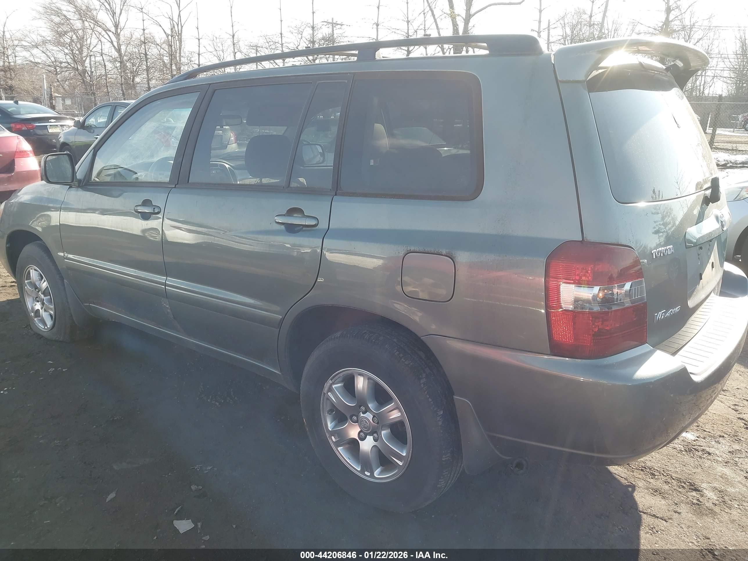TOYOTA HIGHLANDER image 3