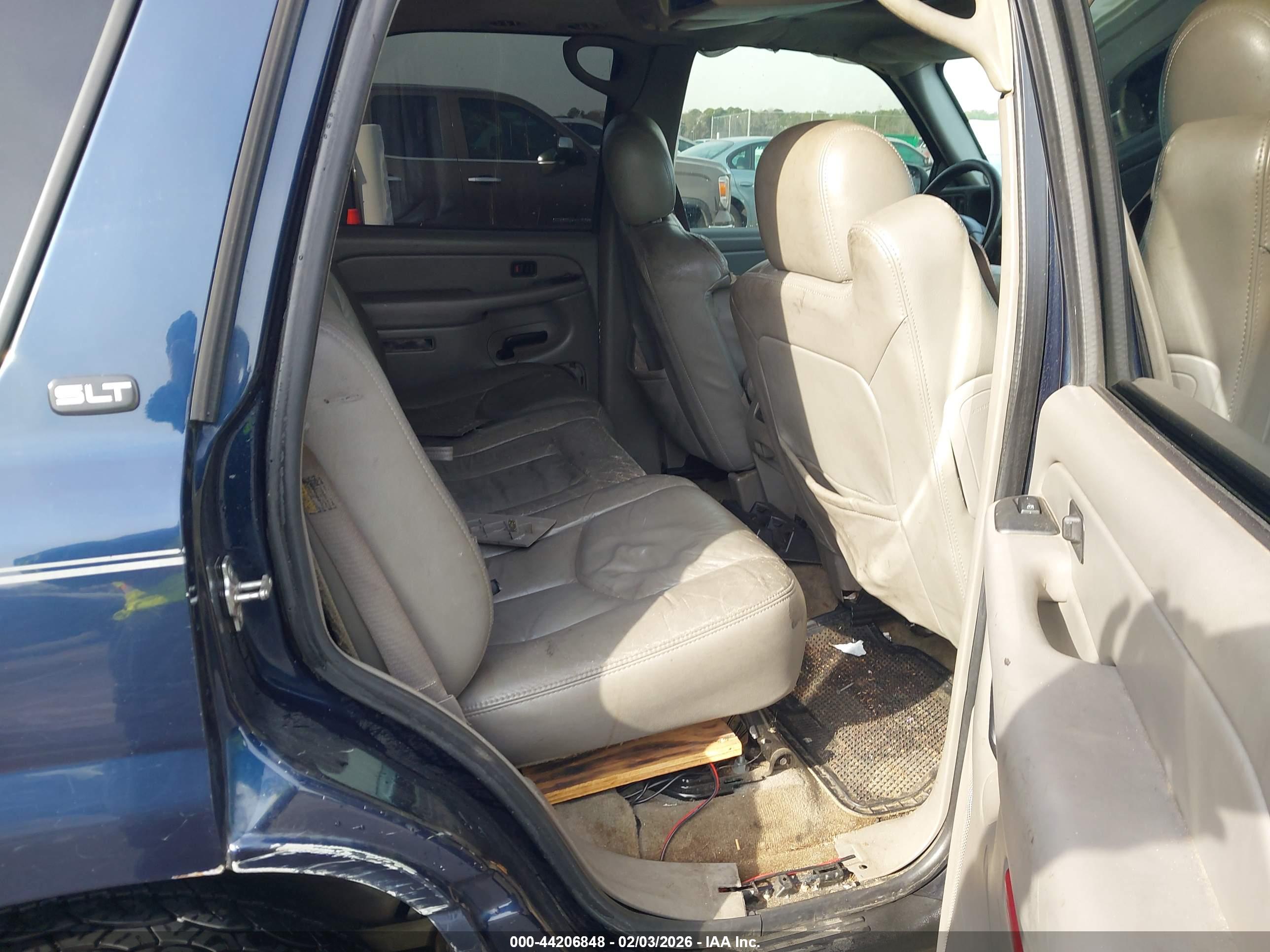 GMC YUKON image 8