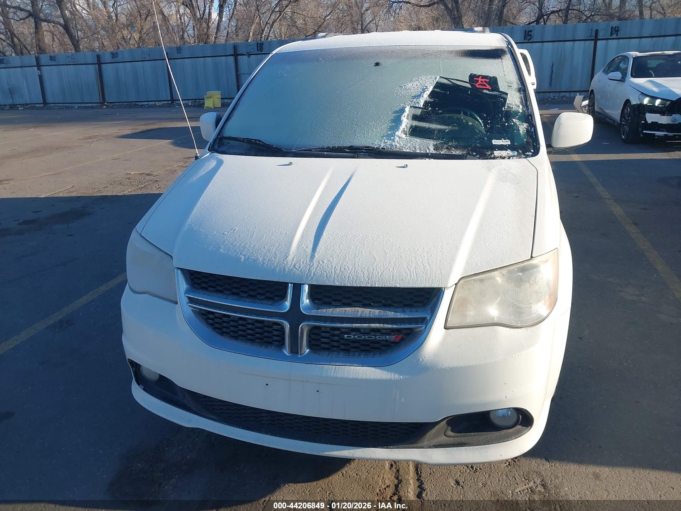 DODGE GRAND image 6