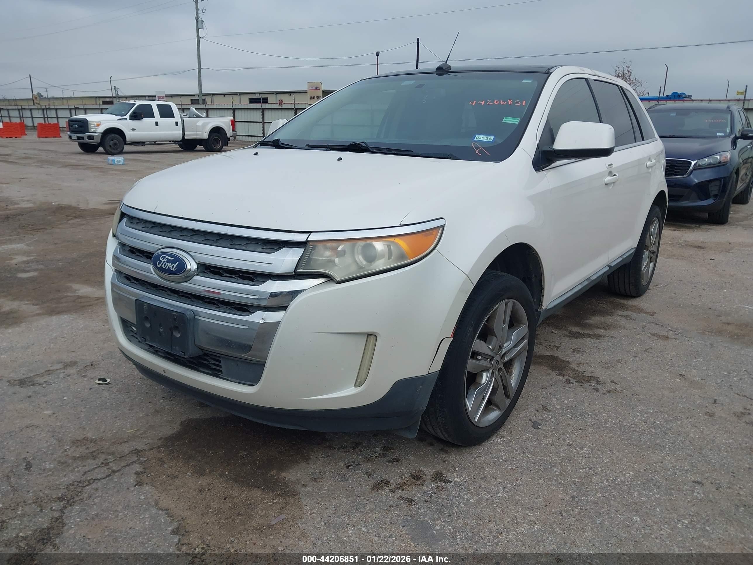 FORD EDGE image 2