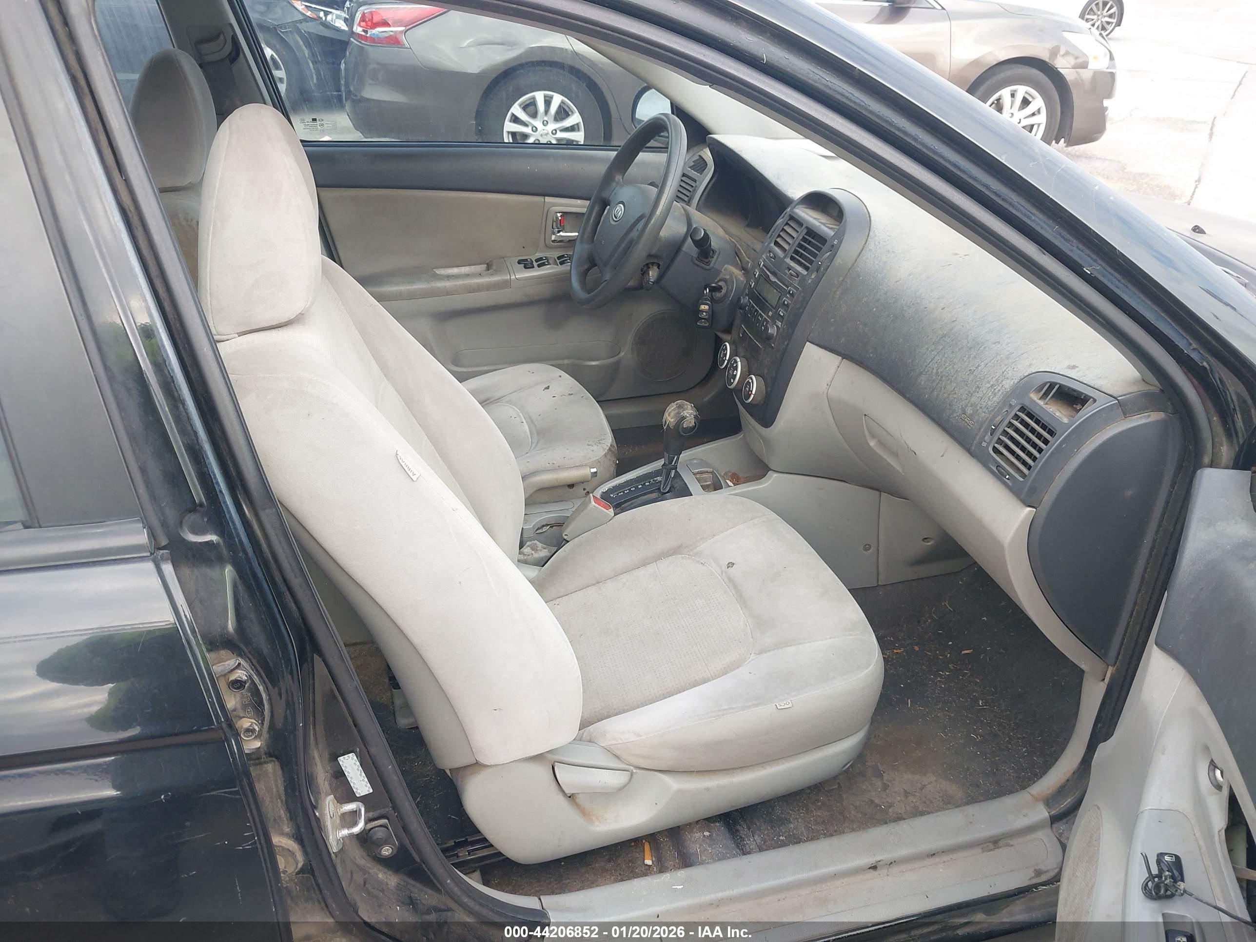 KIA SPECTRA image 5