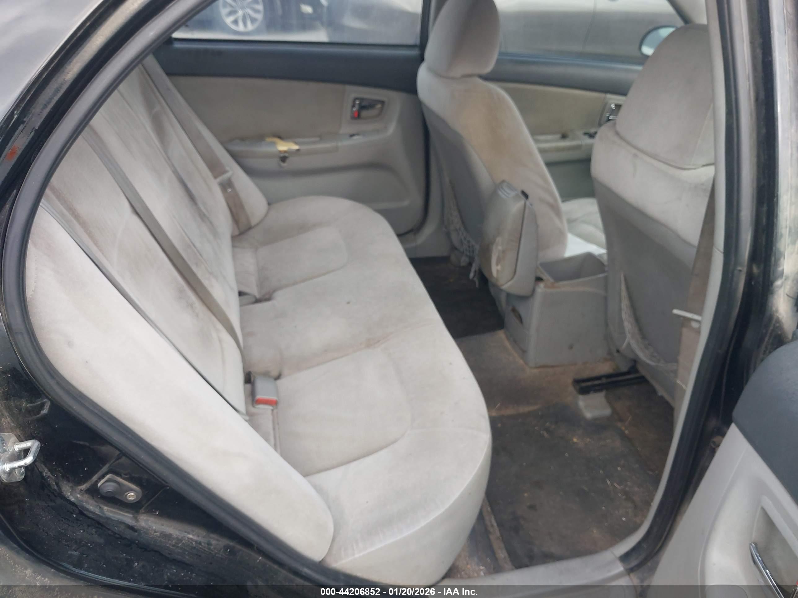 KIA SPECTRA image 8