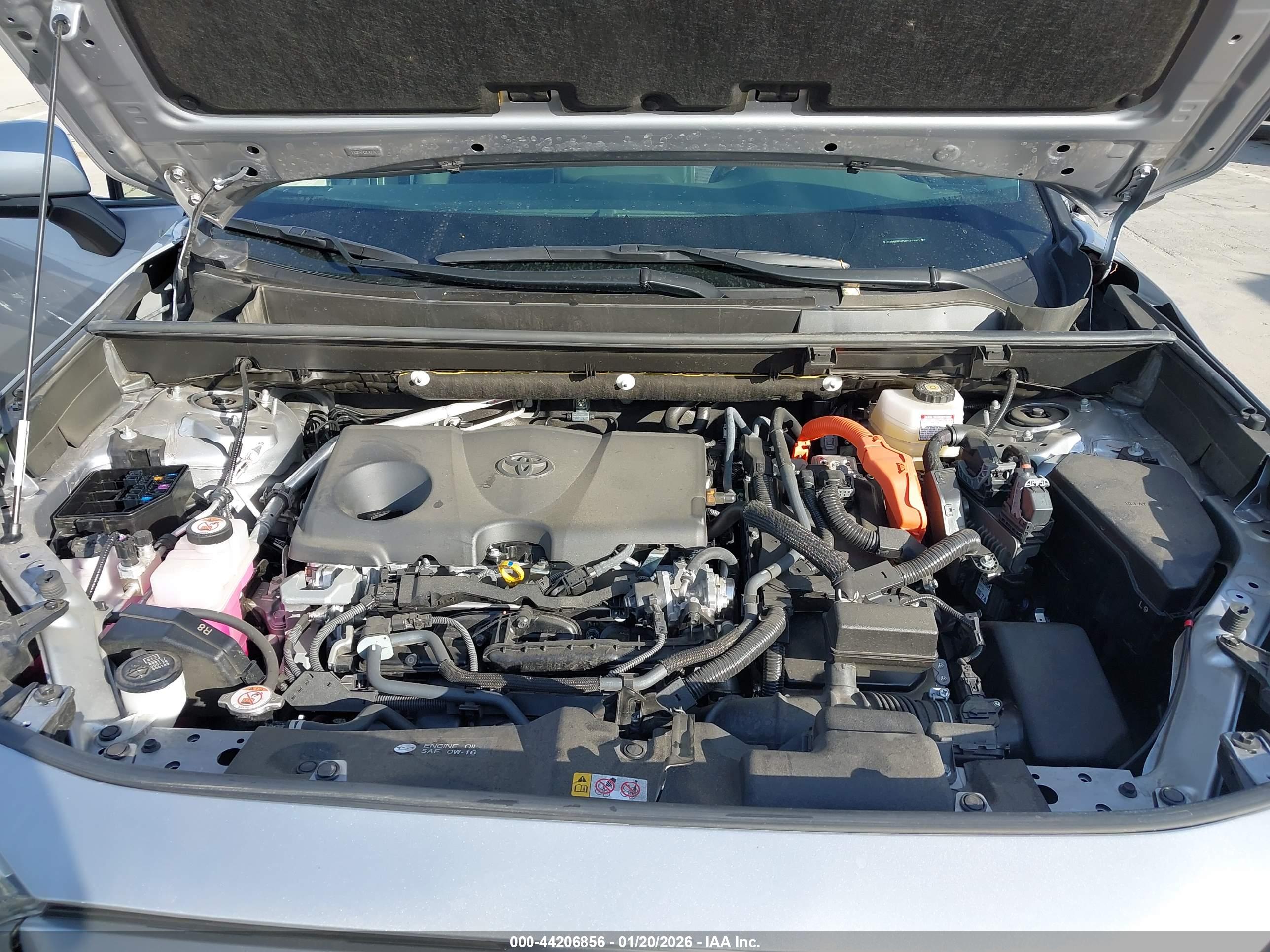 TOYOTA RAV4 image 10