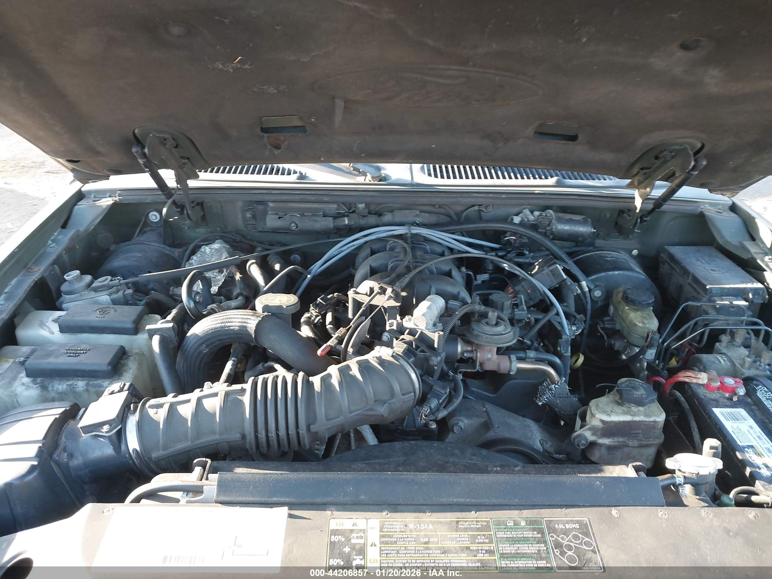 FORD EXPLORER image 10
