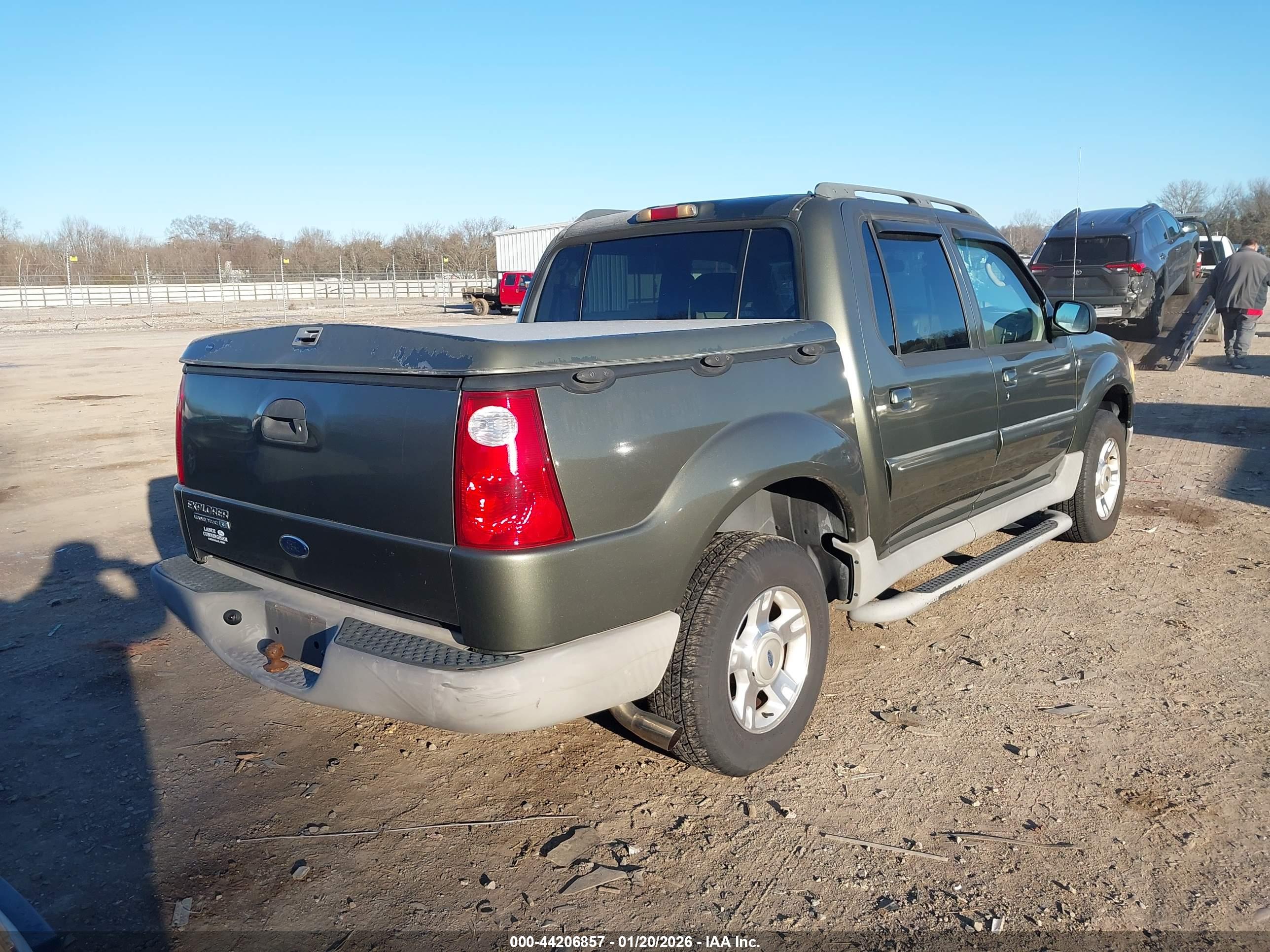 FORD EXPLORER image 4