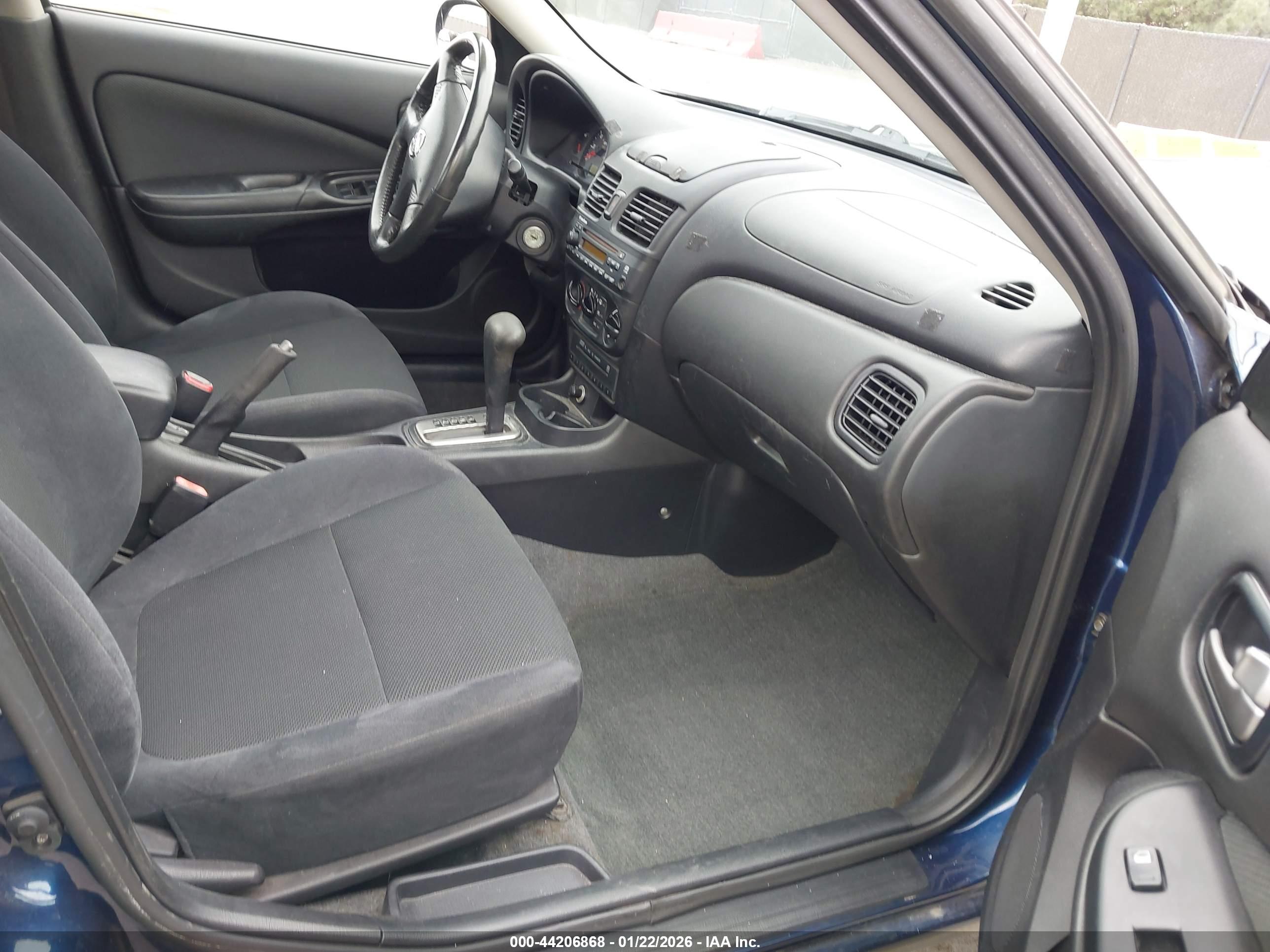 NISSAN SENTRA image 5