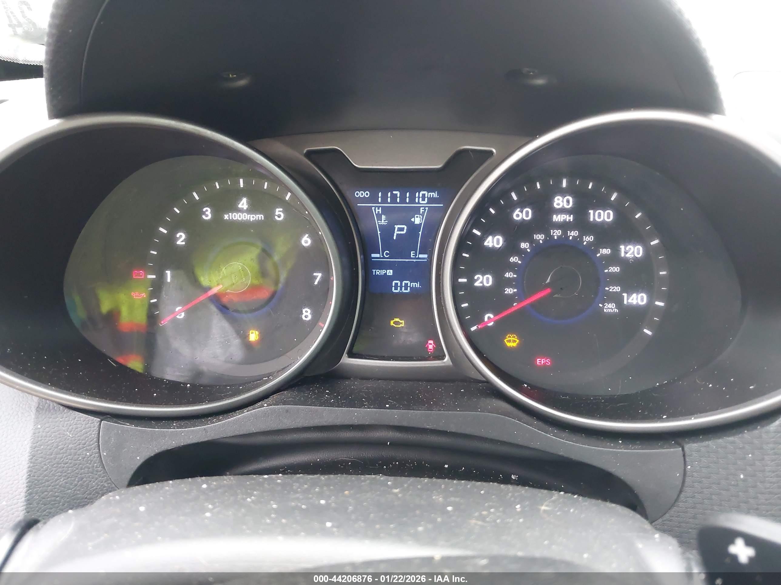 HYUNDAI VELOSTER image 7